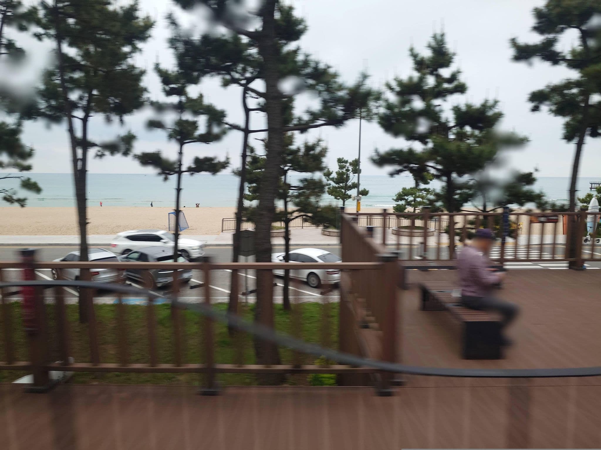 Street view near Carib Hotel, Gijang — © BladesOfSin (CC BY-SA · Mapillary)