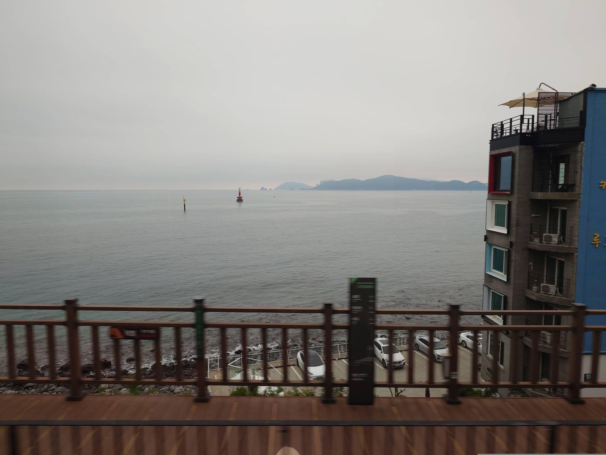 Street view near 그랑빌펜션, Gijang — © BladesOfSin (CC BY-SA · Mapillary)