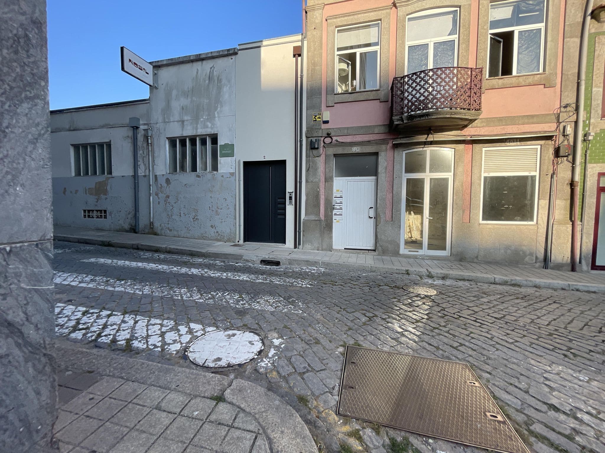 Street view near Invicta Porto, Porto