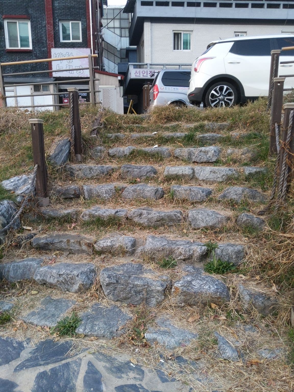 Street view near 아리랑모텔, Wanju — © velaia (CC BY-SA · Mapillary)