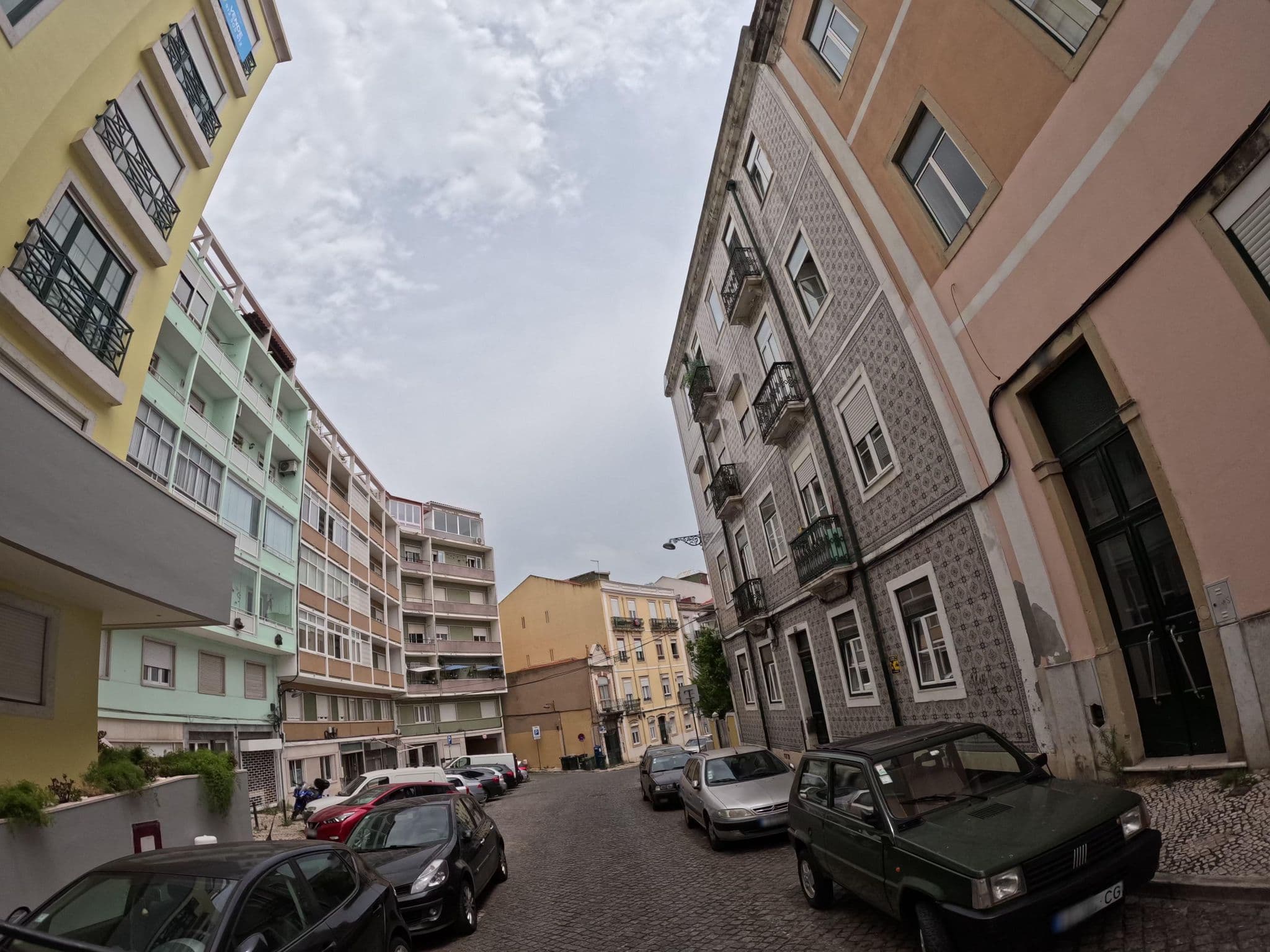 Street view near Lisbonne Collection, Graça — © claudiop (CC BY-SA · Mapillary)