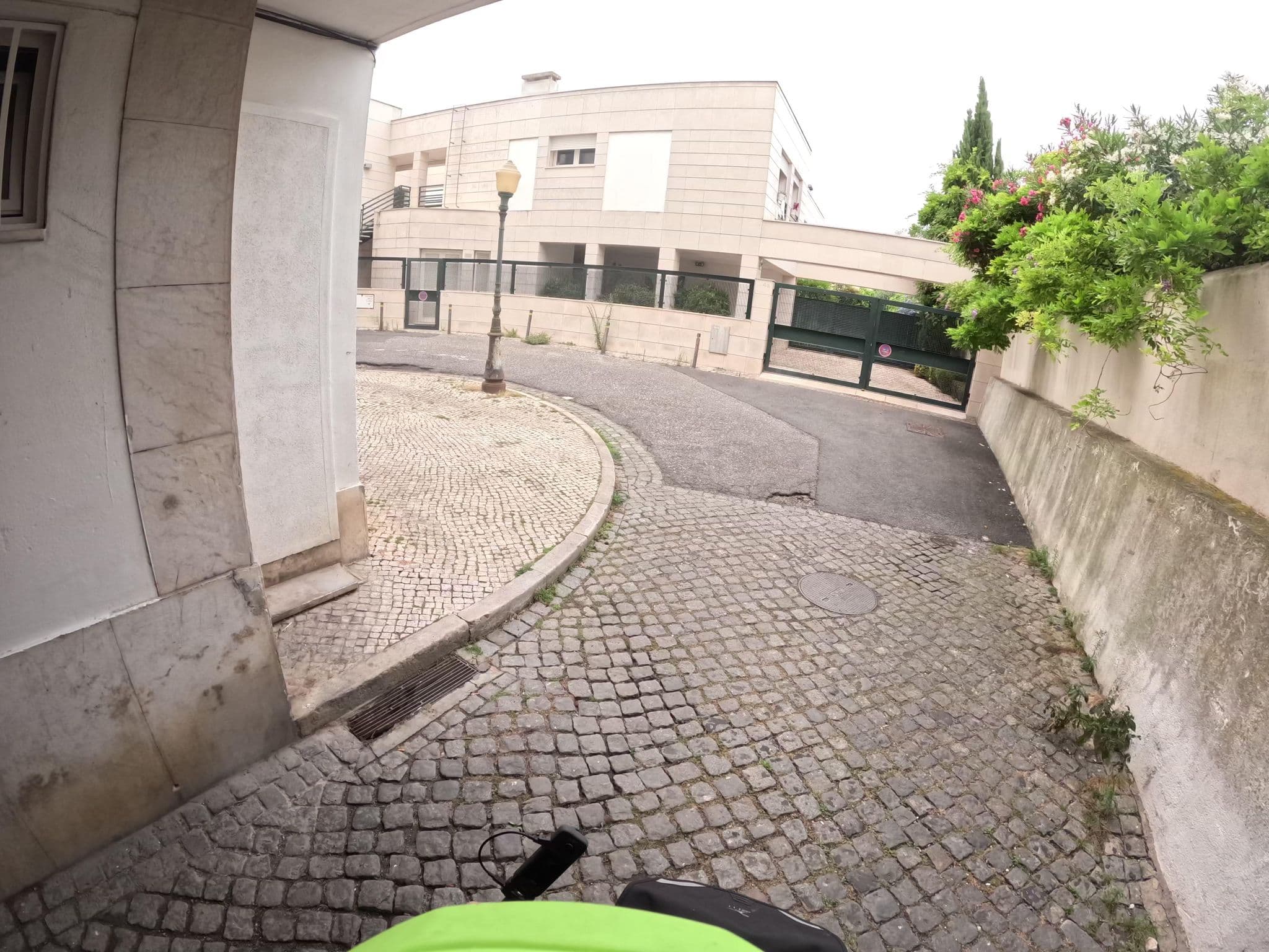 Street view near Escondidinho da Senhora do Monte, Graça — © claudiop (CC BY-SA · Mapillary)