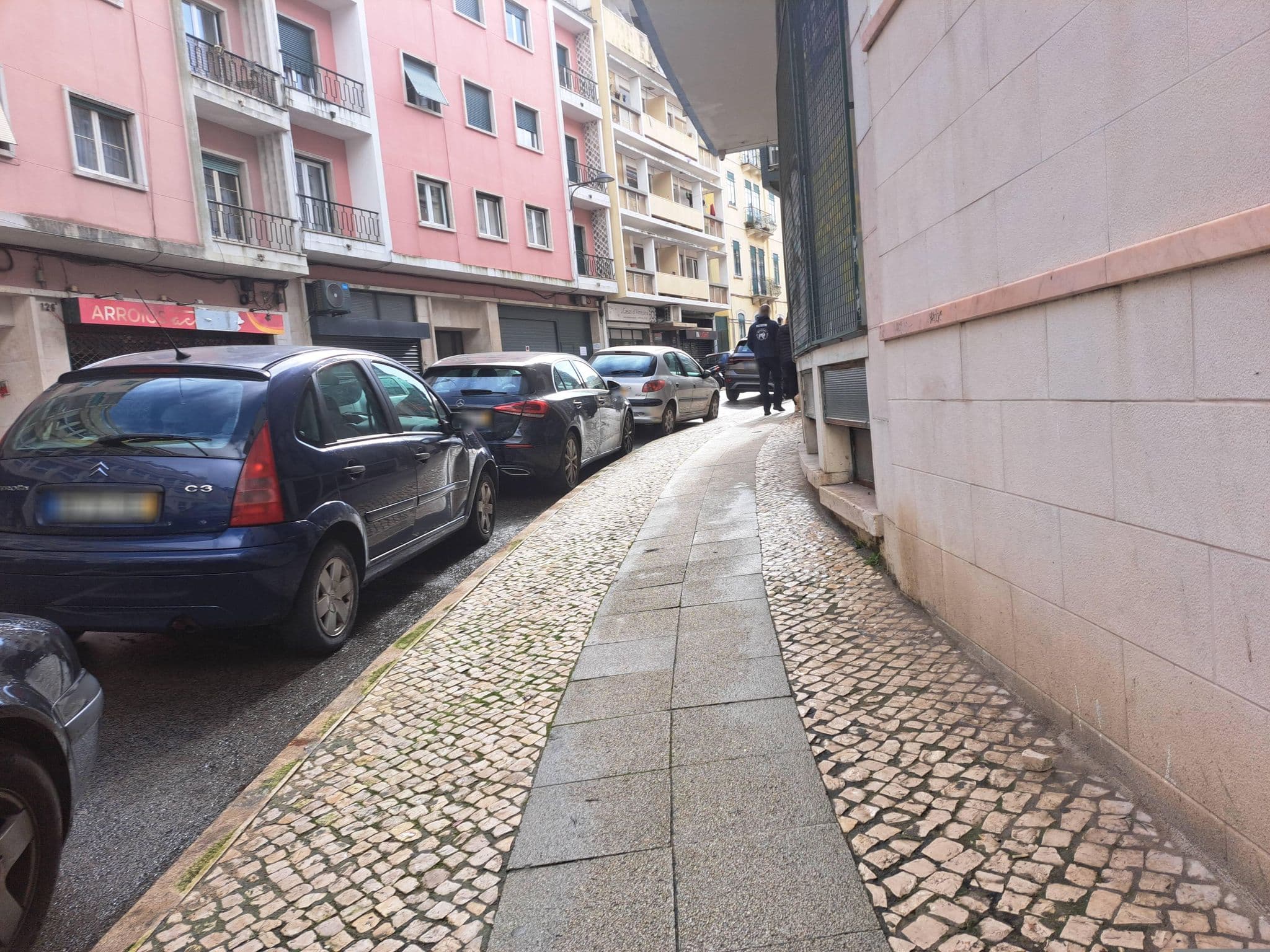 Street view near Guest In Ninho, Intendente — © beer119 (CC BY-SA · Mapillary)