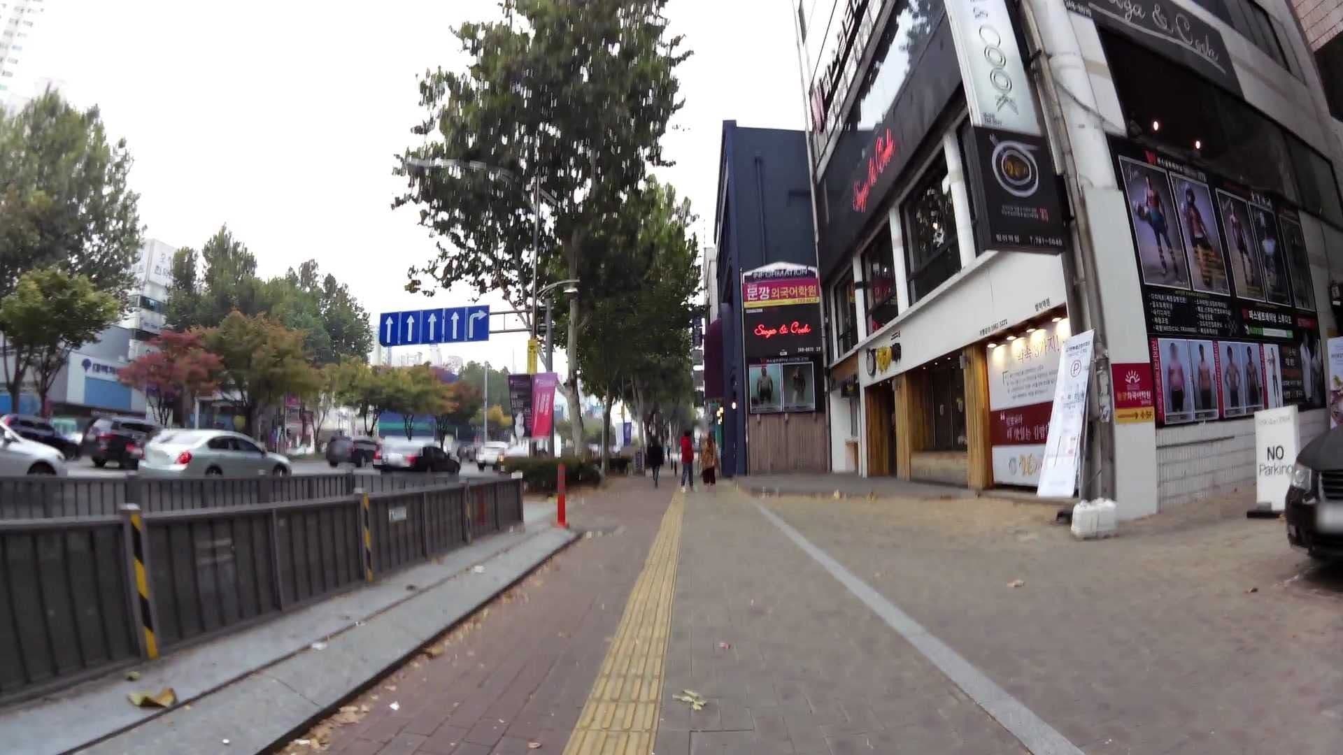 Street view near Mythas Motel, Daegu — © xma (CC BY-SA · Mapillary)