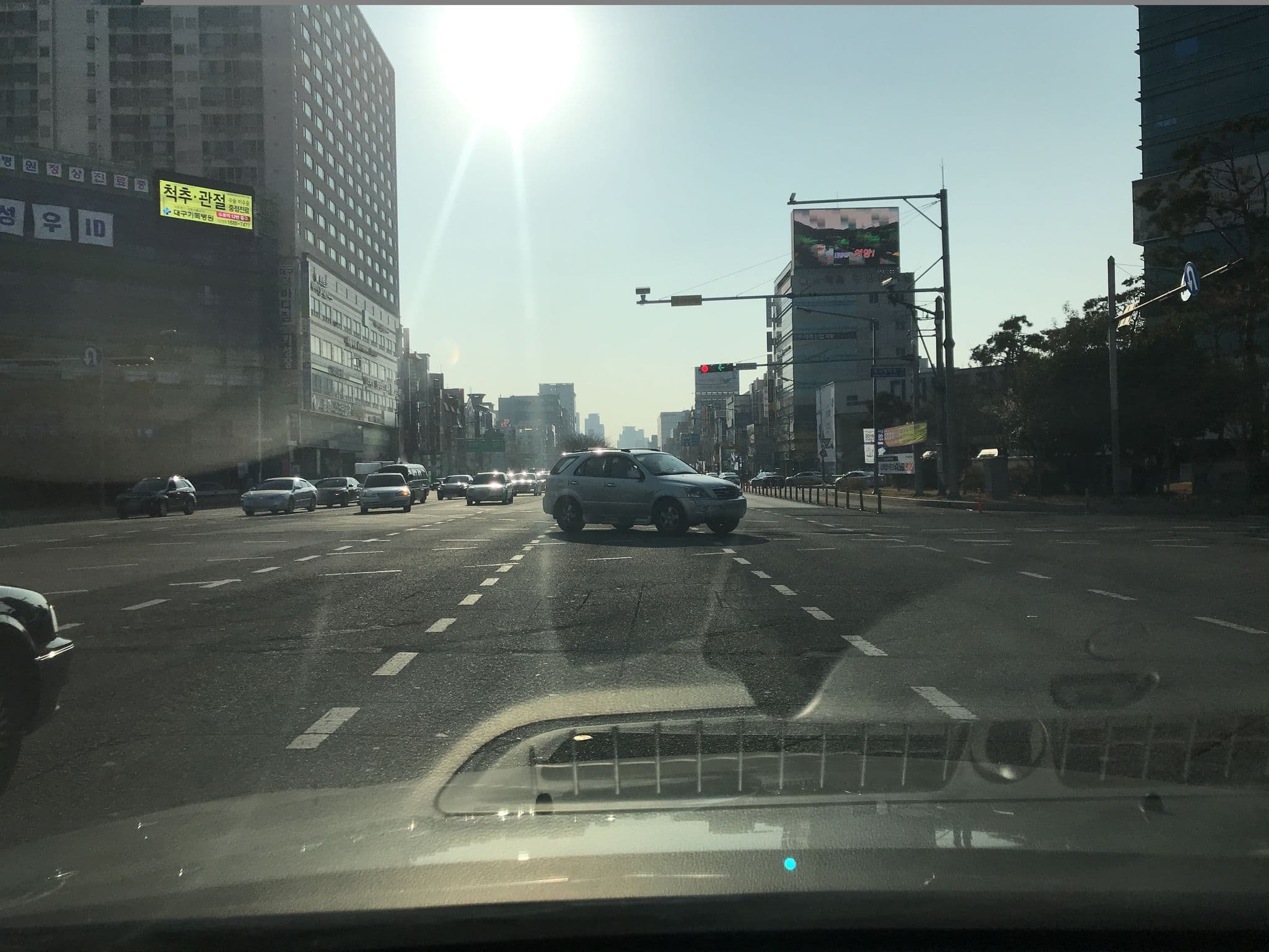 Street view near Show 모텔, Daegu — © harderthan (CC BY-SA · Mapillary)