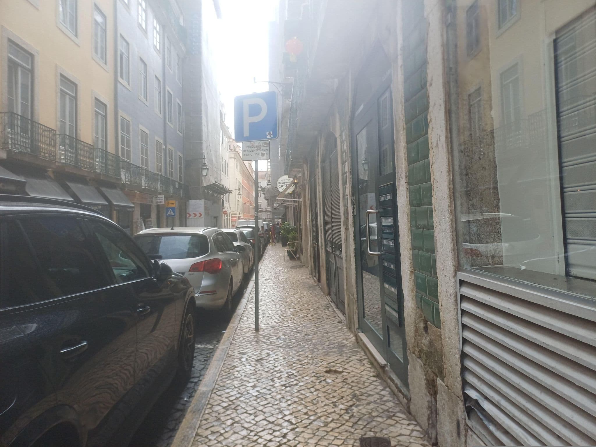 Street view near Ando Living, Baixa — © beer119 (CC BY-SA · Mapillary)