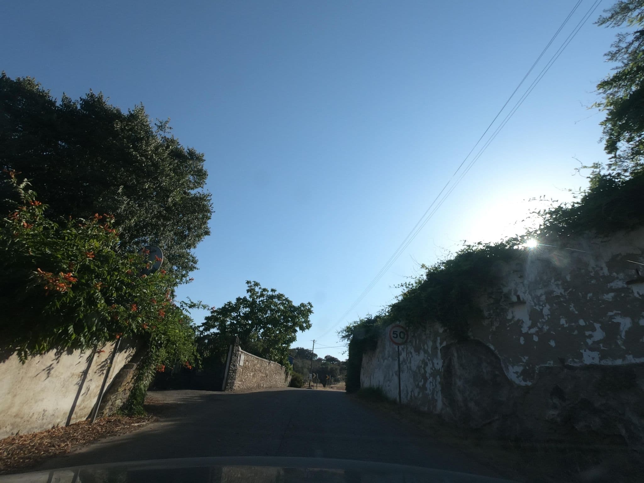 Street view near Monte do Laranjal, Reguengos de Monsaraz — © filohipo (CC BY-SA · Mapillary)