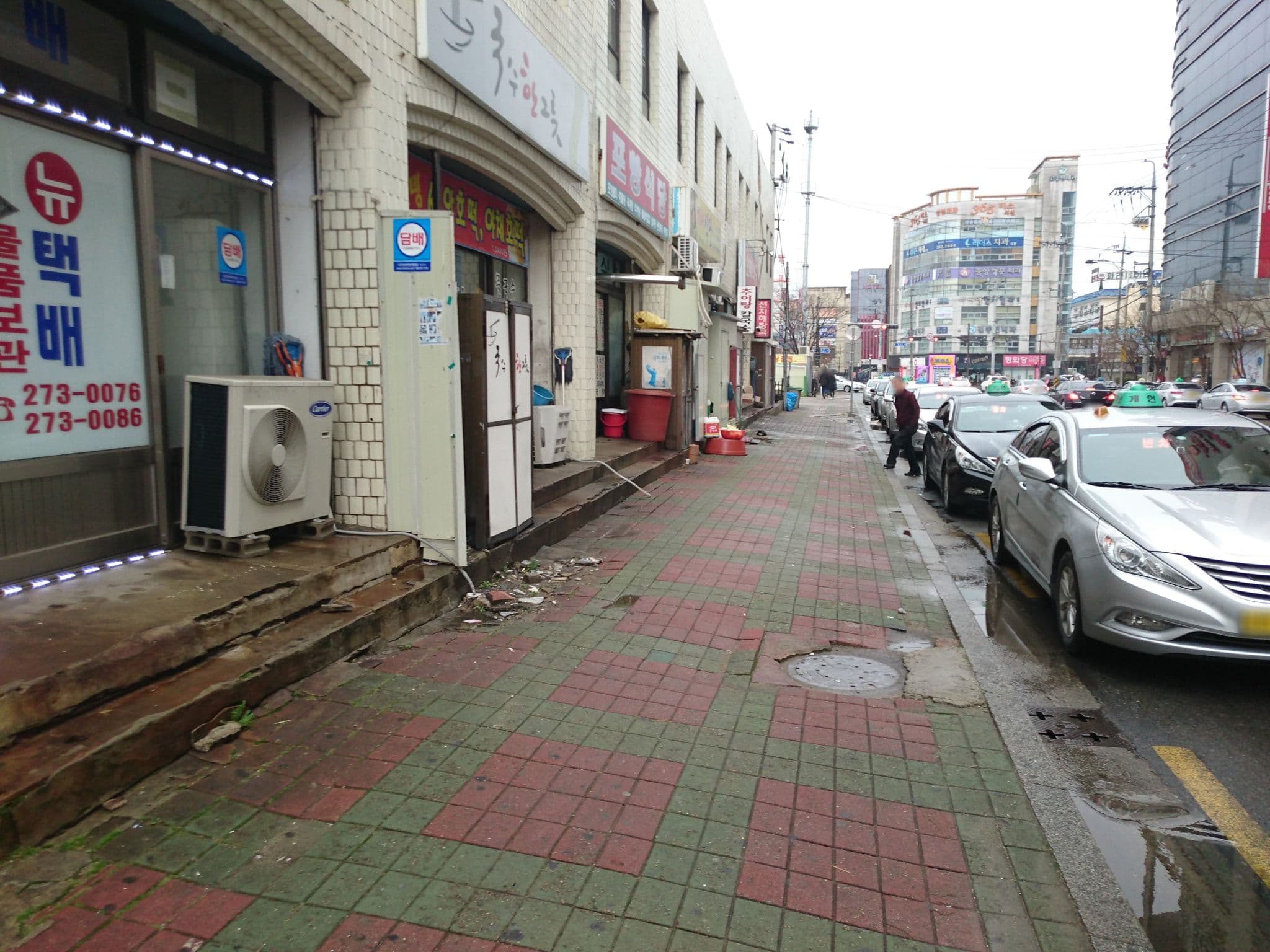 Street view near 산호장, Pohang — © xma (CC BY-SA · Mapillary)