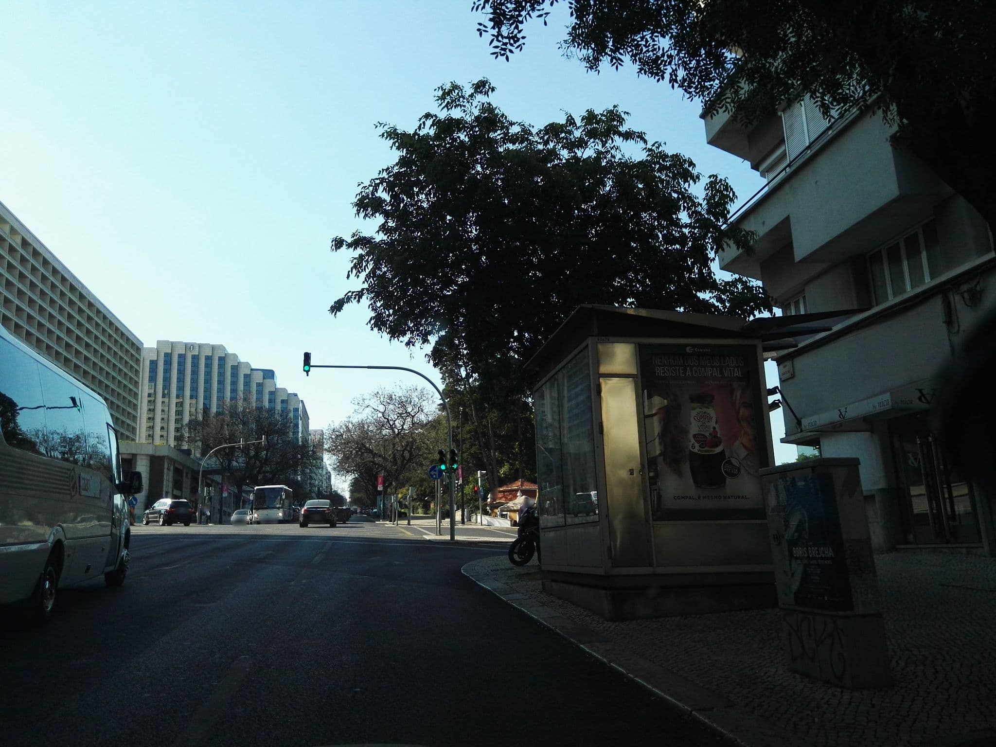Street view near GoodTime marquês do Pombal, Lisbon — © filipegraciosa (CC BY-SA · Mapillary)