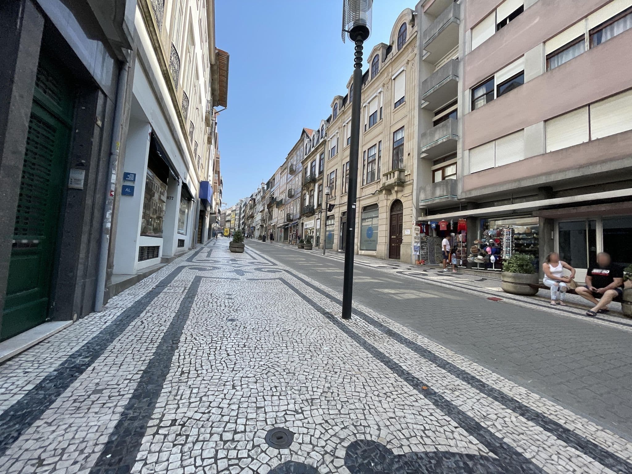 Street view near The White Box House, Porto