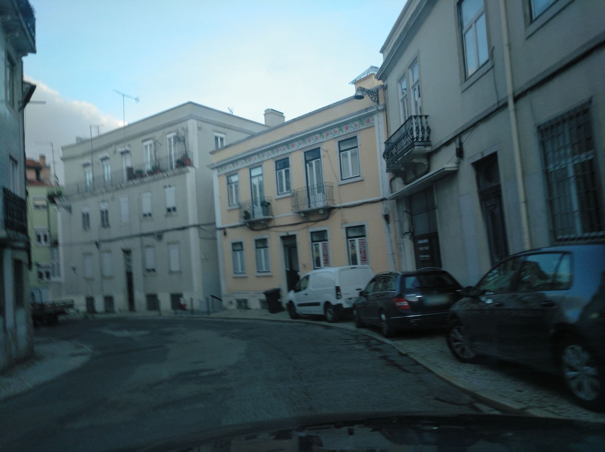 Street view near Em Cantos de Lisboa, Graça — © filohipo (CC BY-SA · Mapillary)