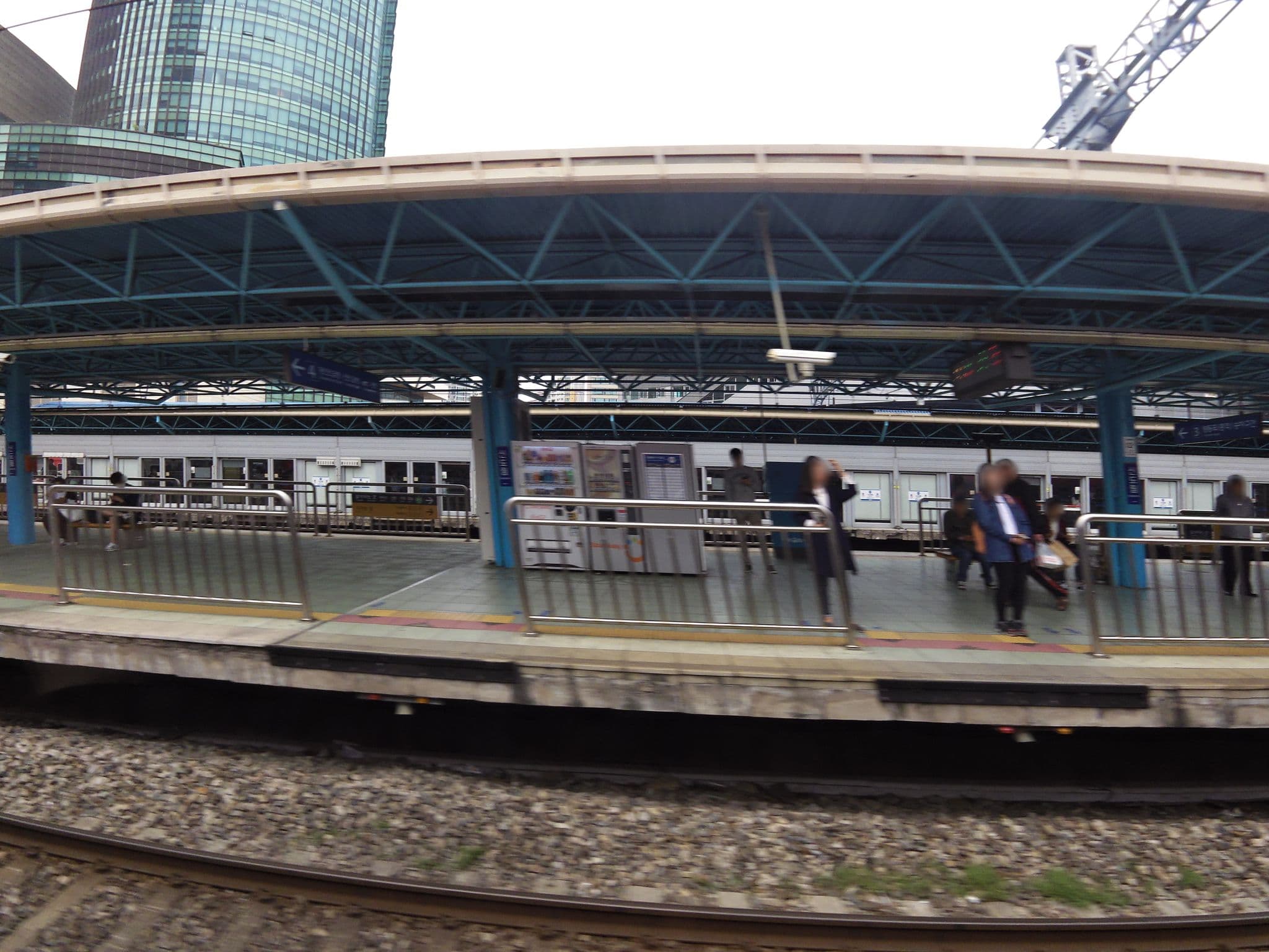 Street view near 델리 (Deli), Gwangmyeong — © xma (CC BY-SA · Mapillary)