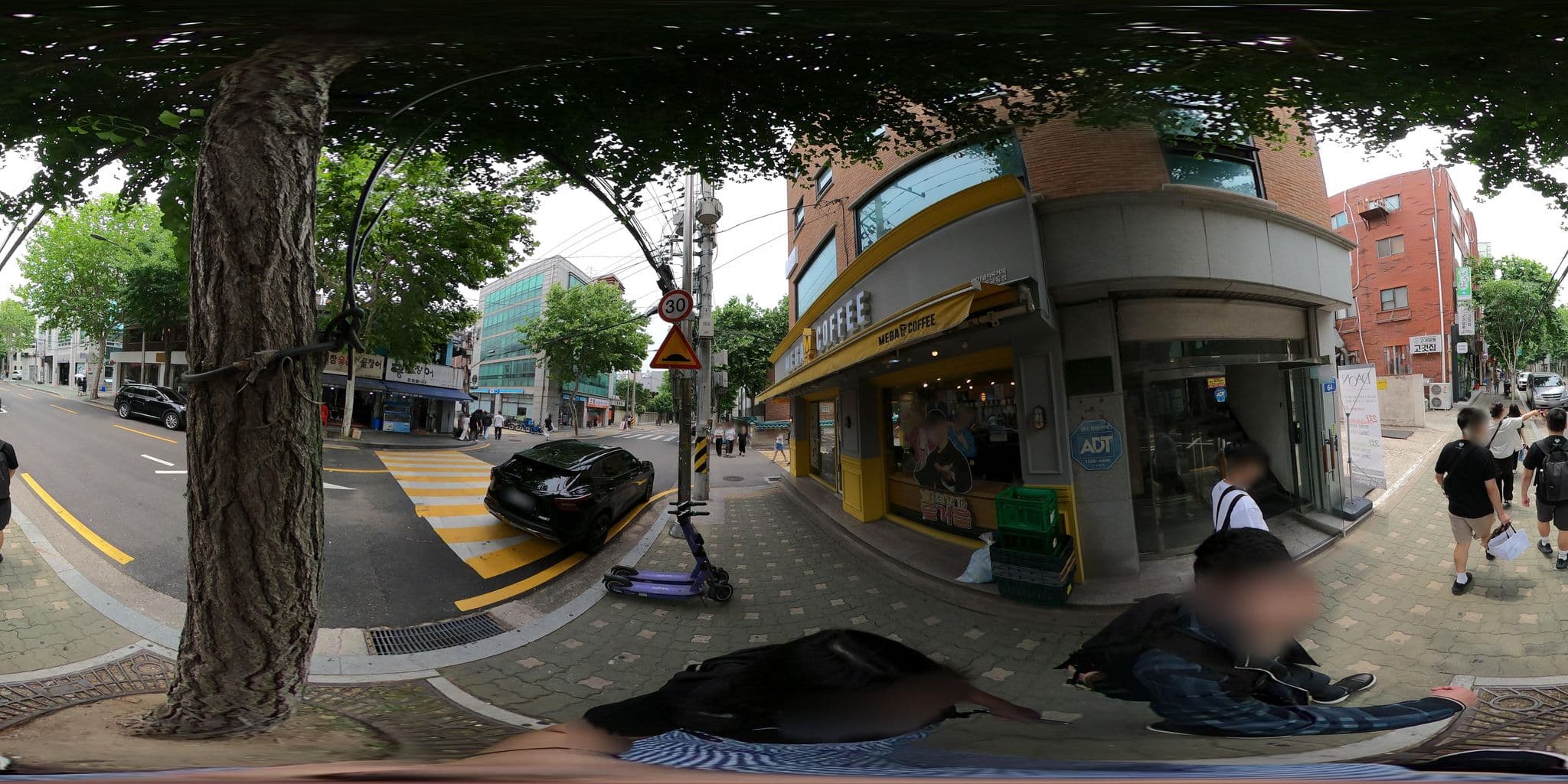 Street view near casa de amigo in seoul, Seoul — © lisbethw1130 (CC BY-SA · Mapillary)