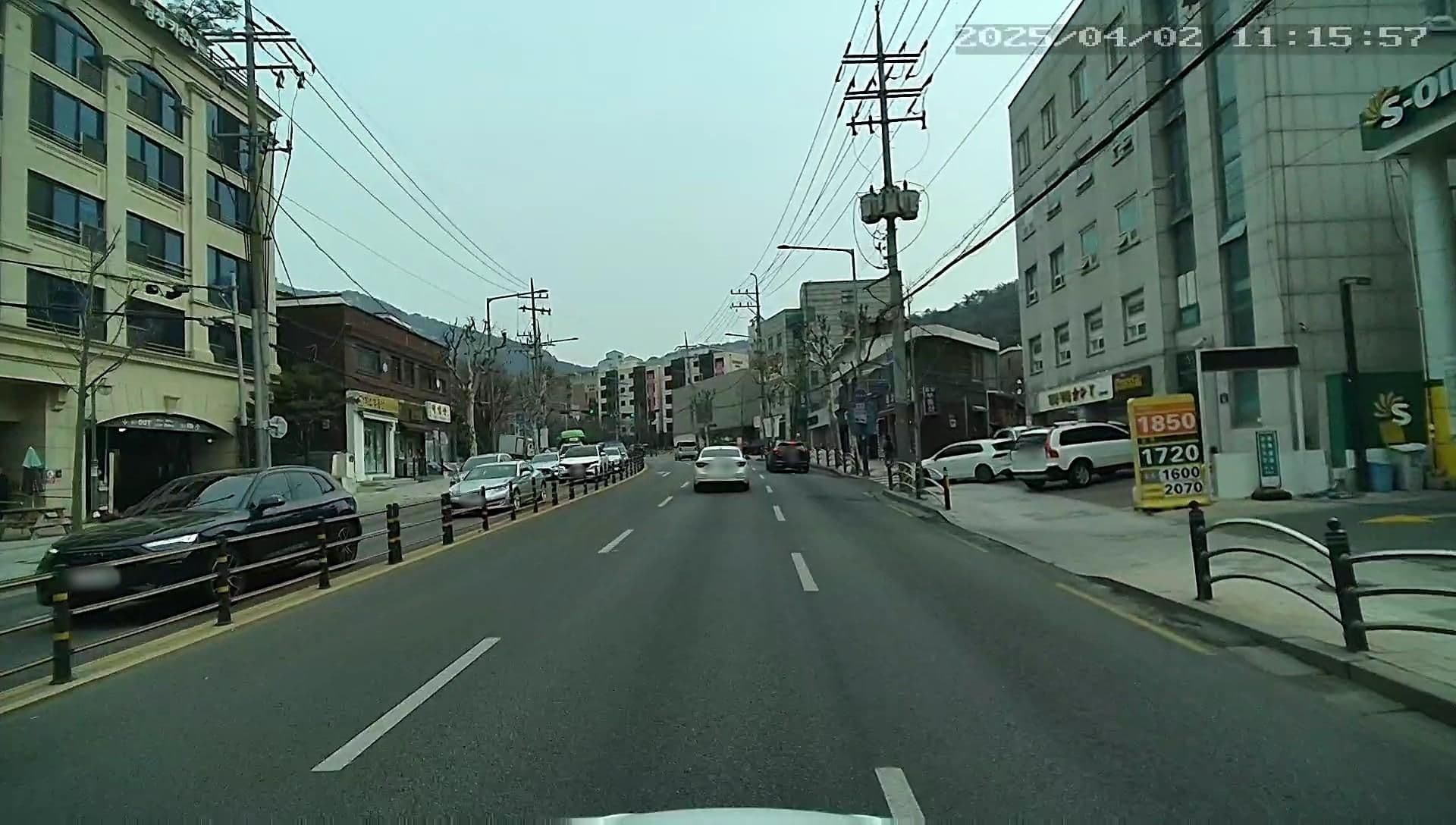 Street view near 세검정 Blues Guest house, Seoul — © motov (CC BY-SA · Mapillary)