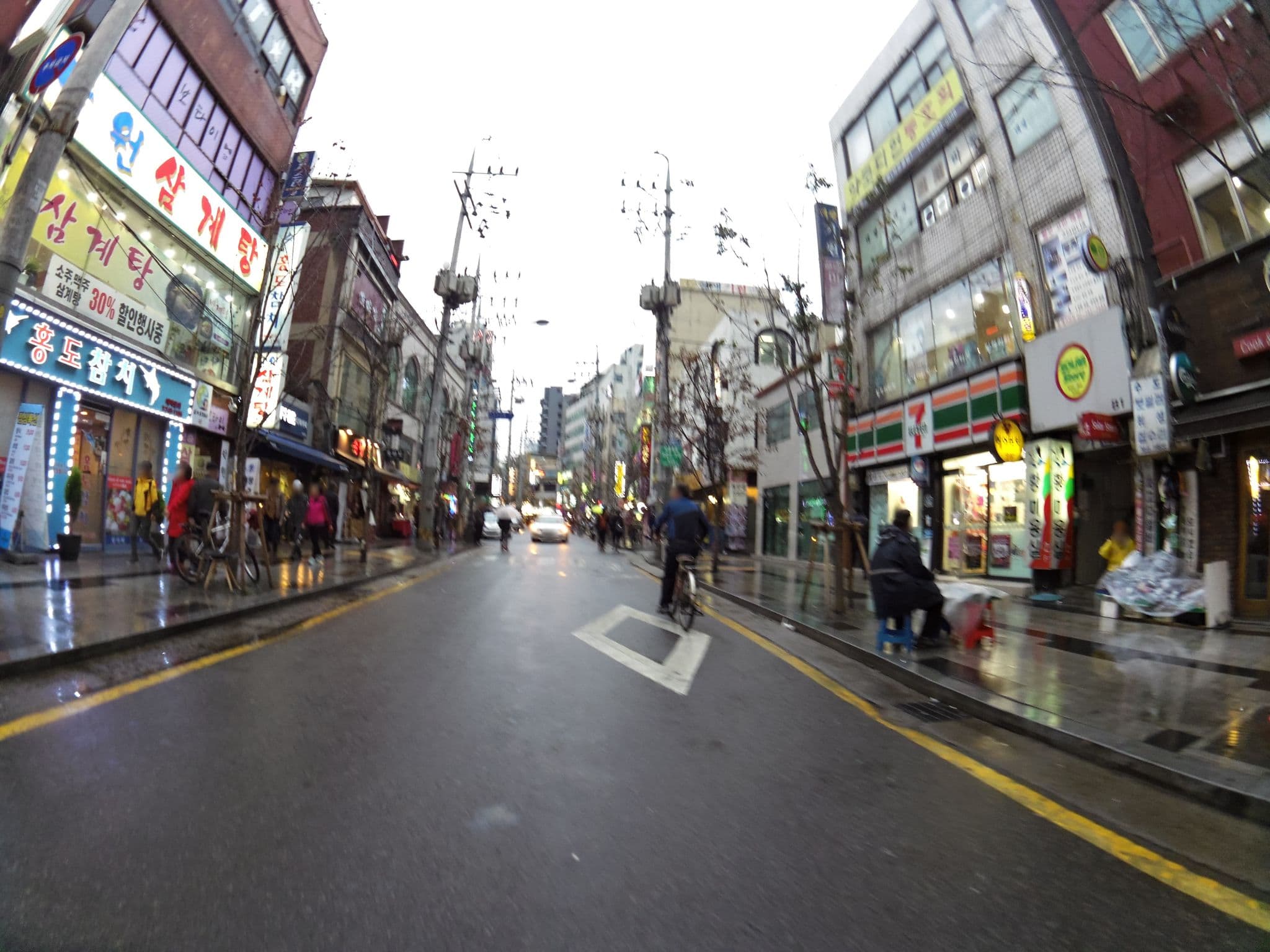 Street view near 누누HOTEL, Seoul — © xma (CC BY-SA · Mapillary)
