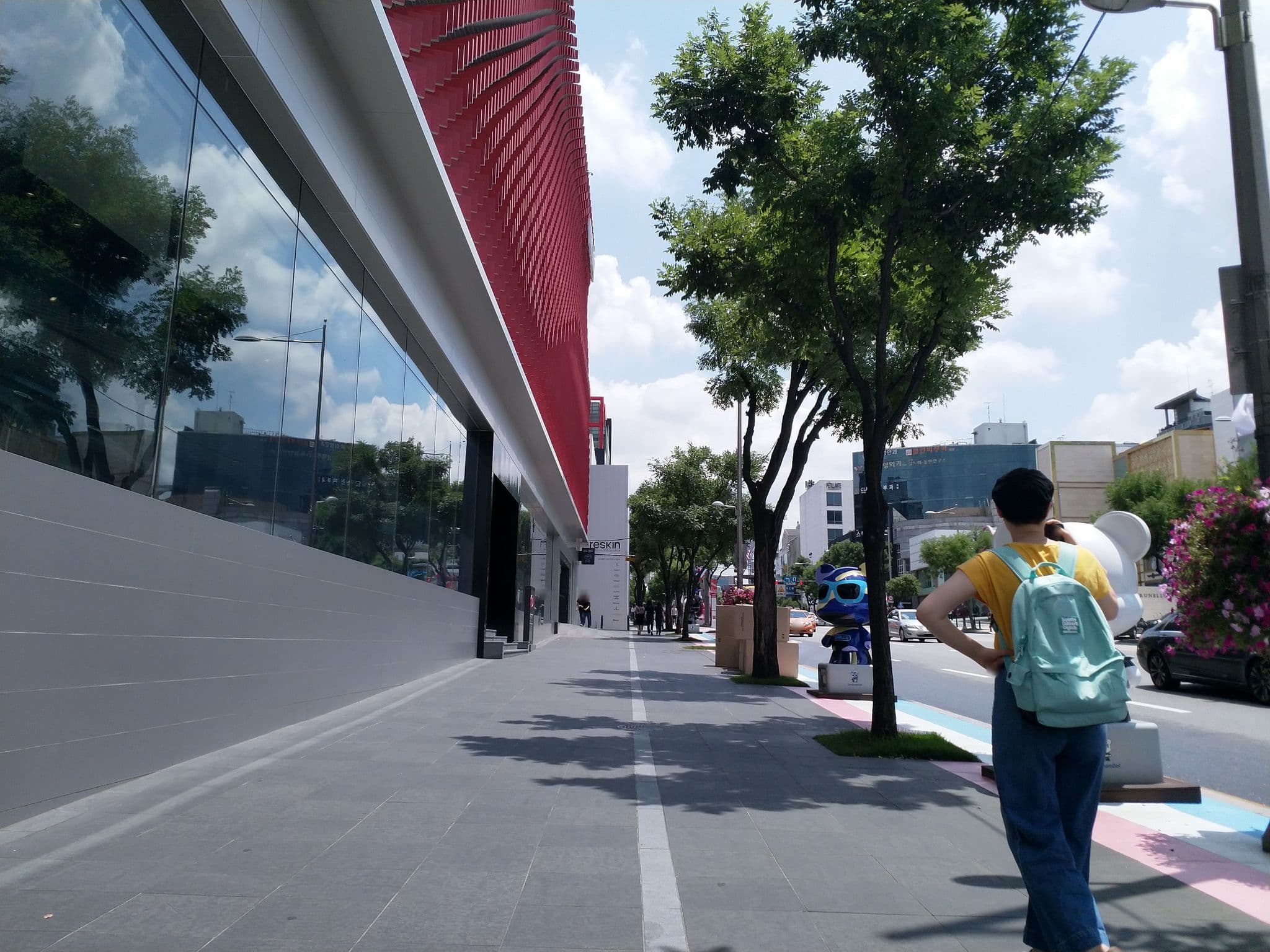 Street view near 해비치호텔 서울영업본부, Yongsan-dong — © laye (CC BY-SA · Mapillary)