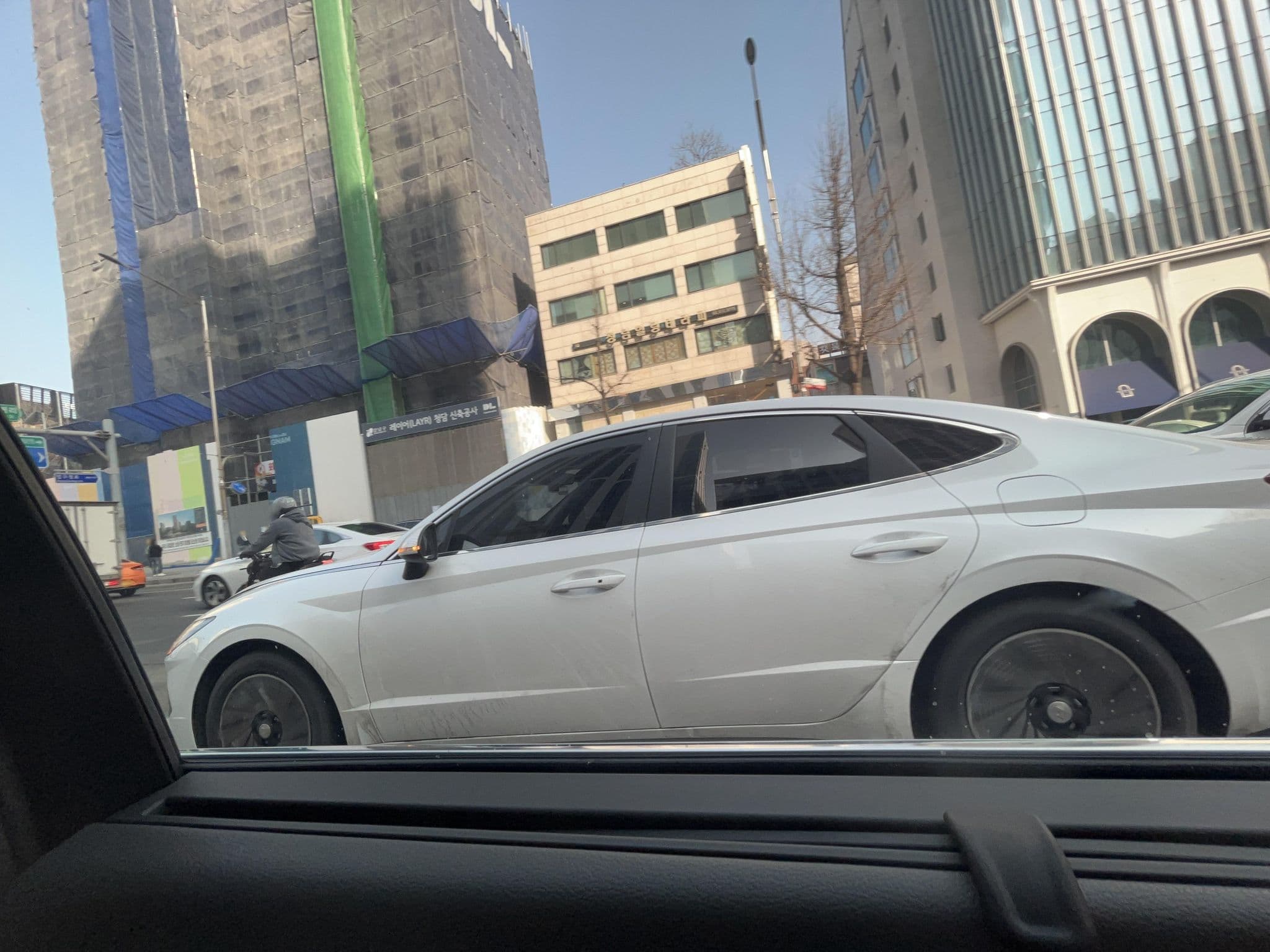 Street view near 레드 안마, Yongsan-dong — © AmarTT (CC BY-SA · Mapillary)