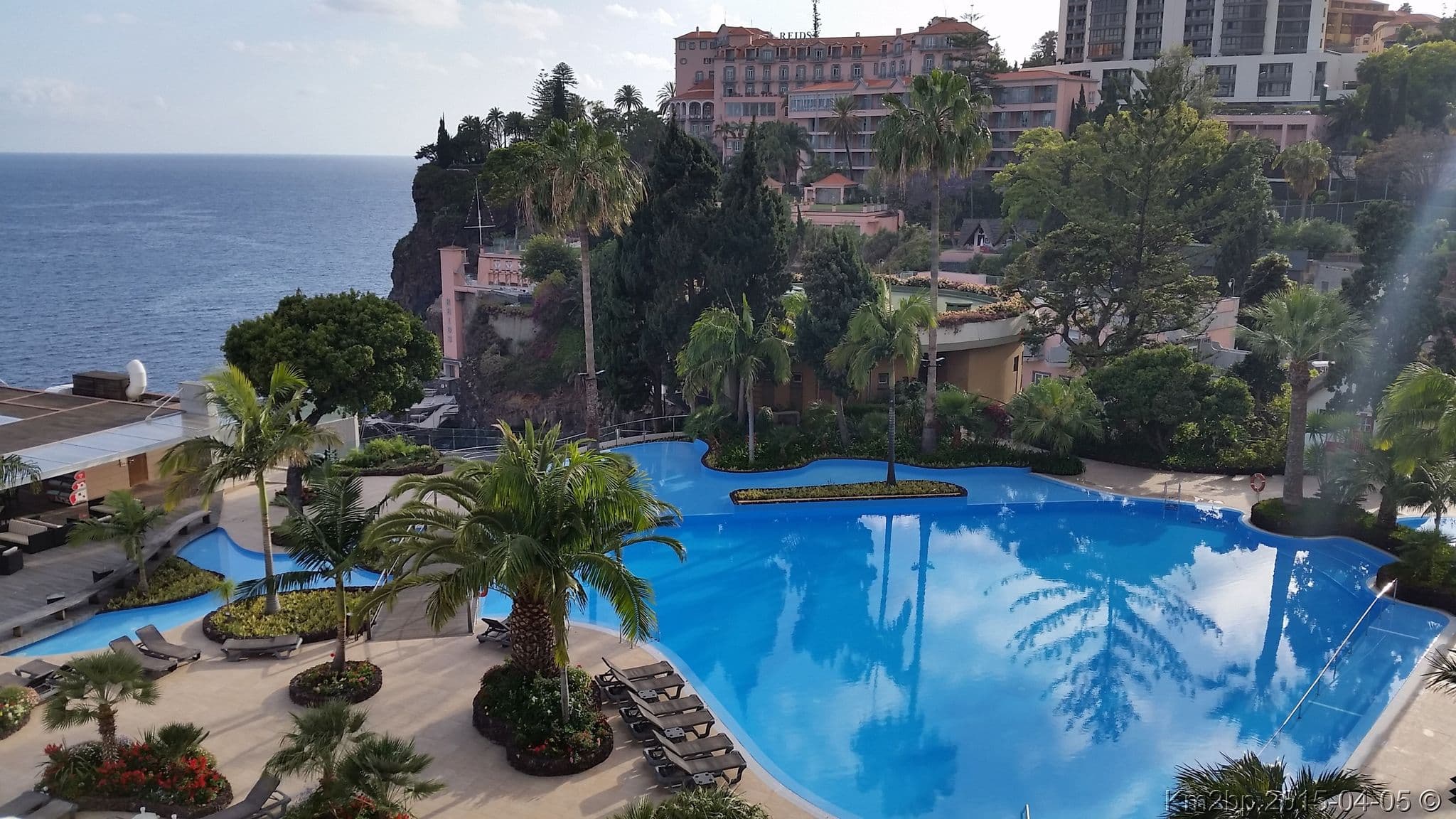 Street view near Pestana Carlton Madeira, São Martinho — © km2bp (CC BY-SA · Mapillary)