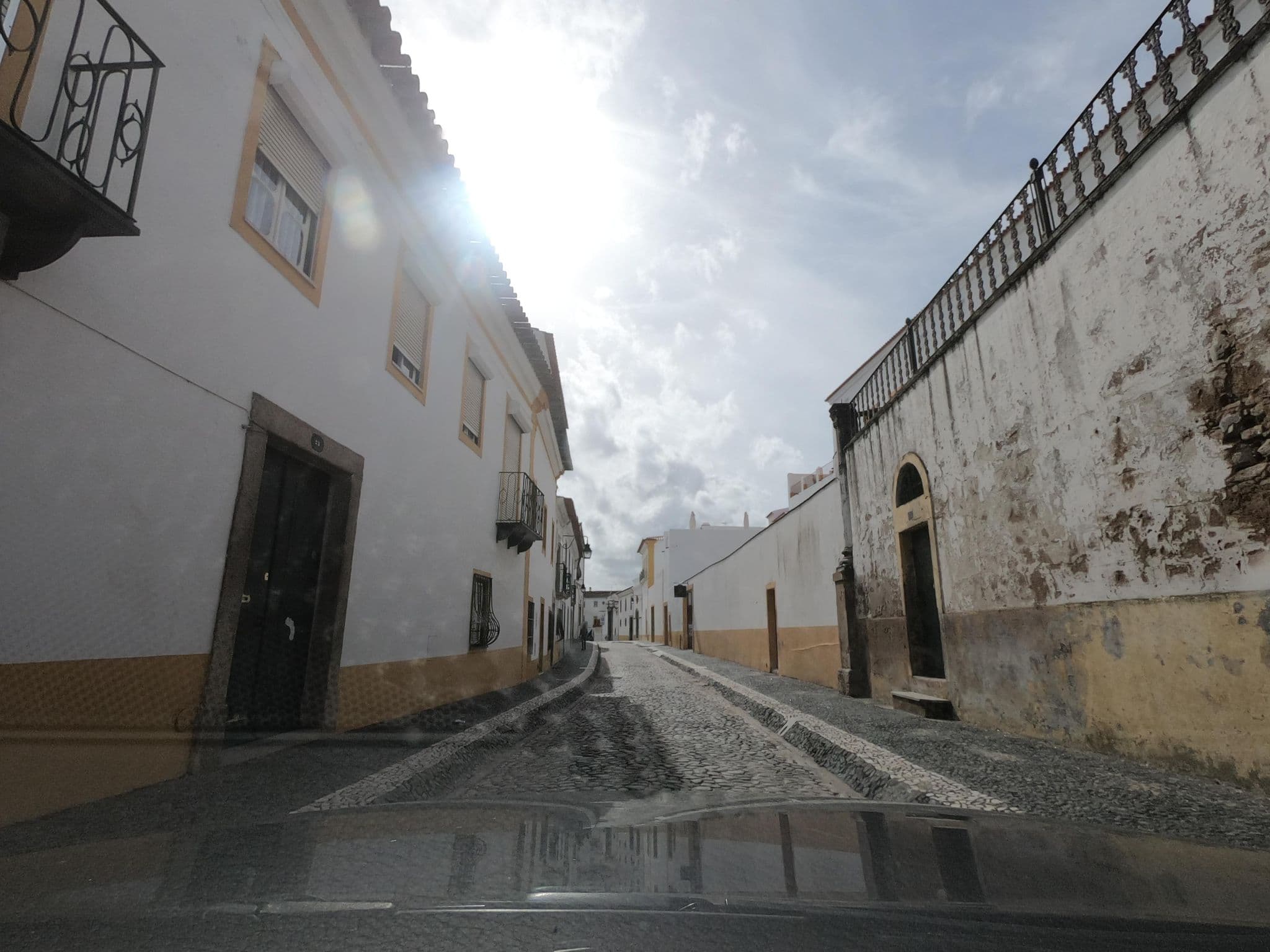 Street view near The Noble House Hotel, Évora — © filohipo (CC BY-SA · Mapillary)