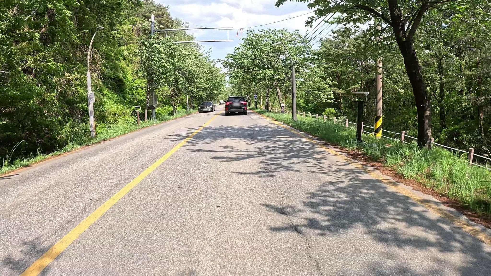 Street view near 국제산장, Sokcho — © eneerhut (CC BY-SA · Mapillary)