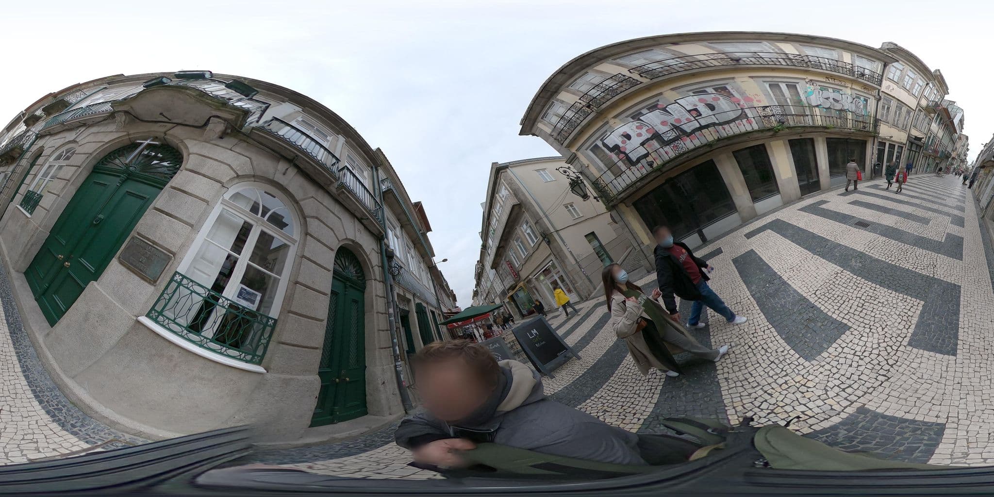 Street view near Casa Carolina, Porto