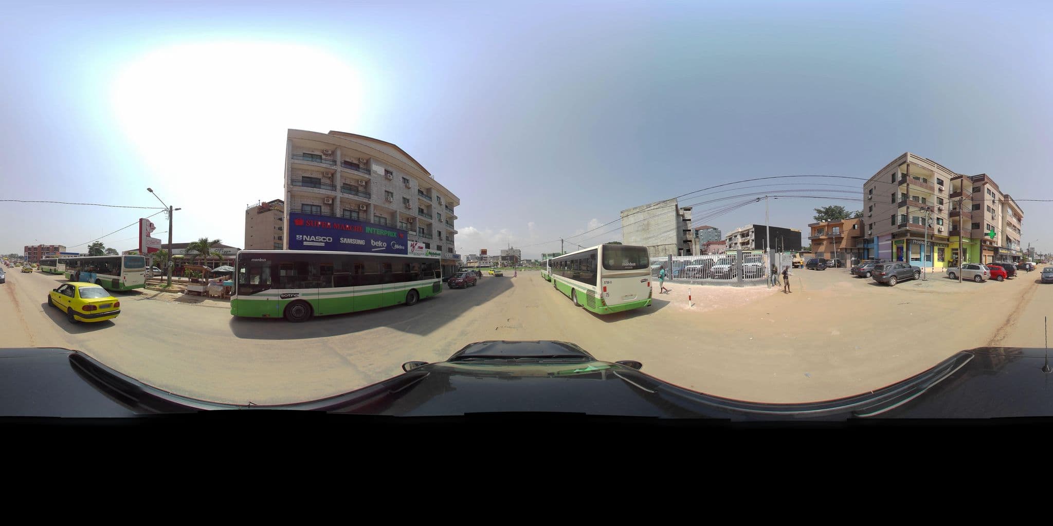 Street view near Plein Sud Hotel Cocody, Abidjan — © cign (CC BY-SA · Mapillary)