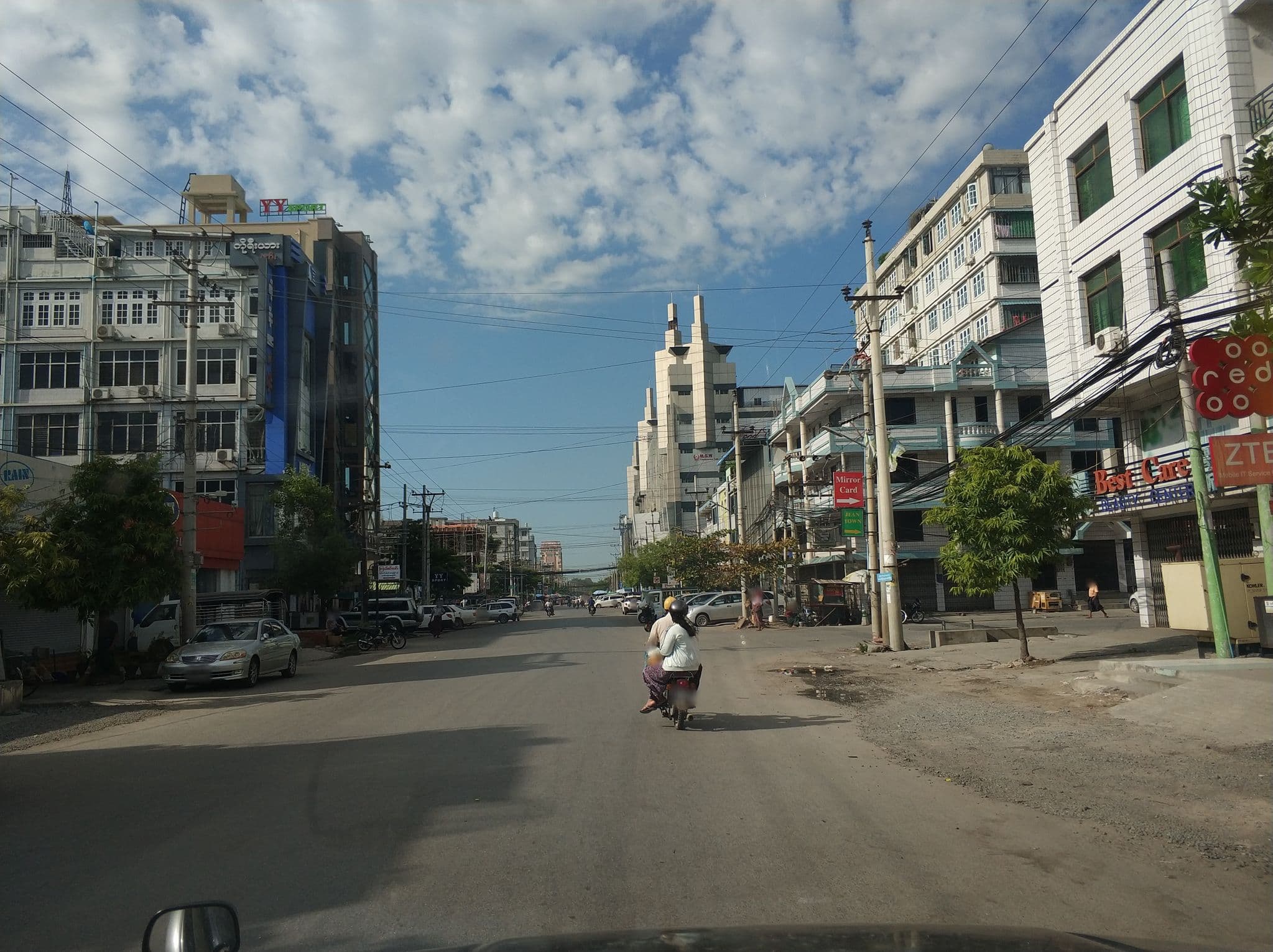 Street view near RAIN HOTEL SUPPLY, Mandalay — © mghla (CC BY-SA · Mapillary)