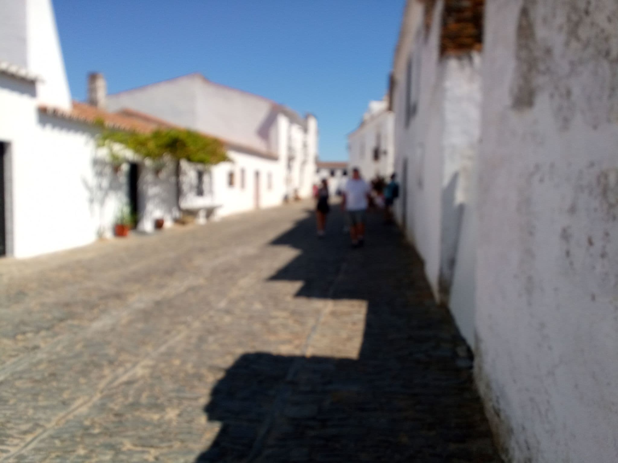 Street view near Dom Nuno, Reguengos de Monsaraz — © cartixa (CC BY-SA · Mapillary)