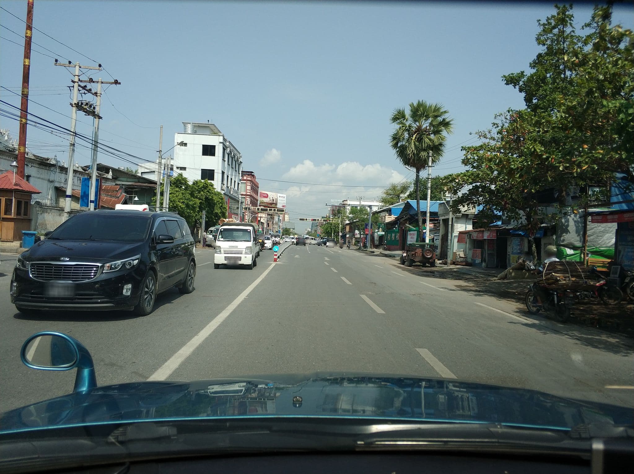 Street view near Dingar Hotel - Mandalay, Mandalay — © mghla (CC BY-SA · Mapillary)
