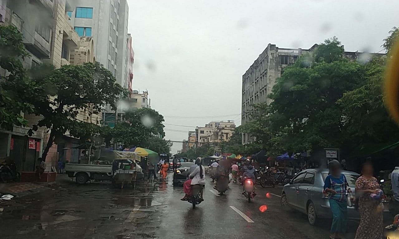 Street view near Universe Hotel, Mandalay — © mghla (CC BY-SA · Mapillary)