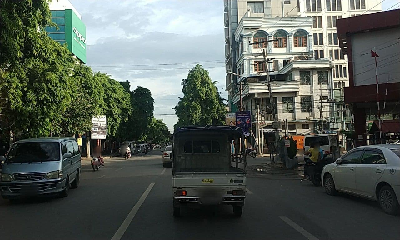 Street view near Lucky Hotel, Mandalay — © mghla (CC BY-SA · Mapillary)