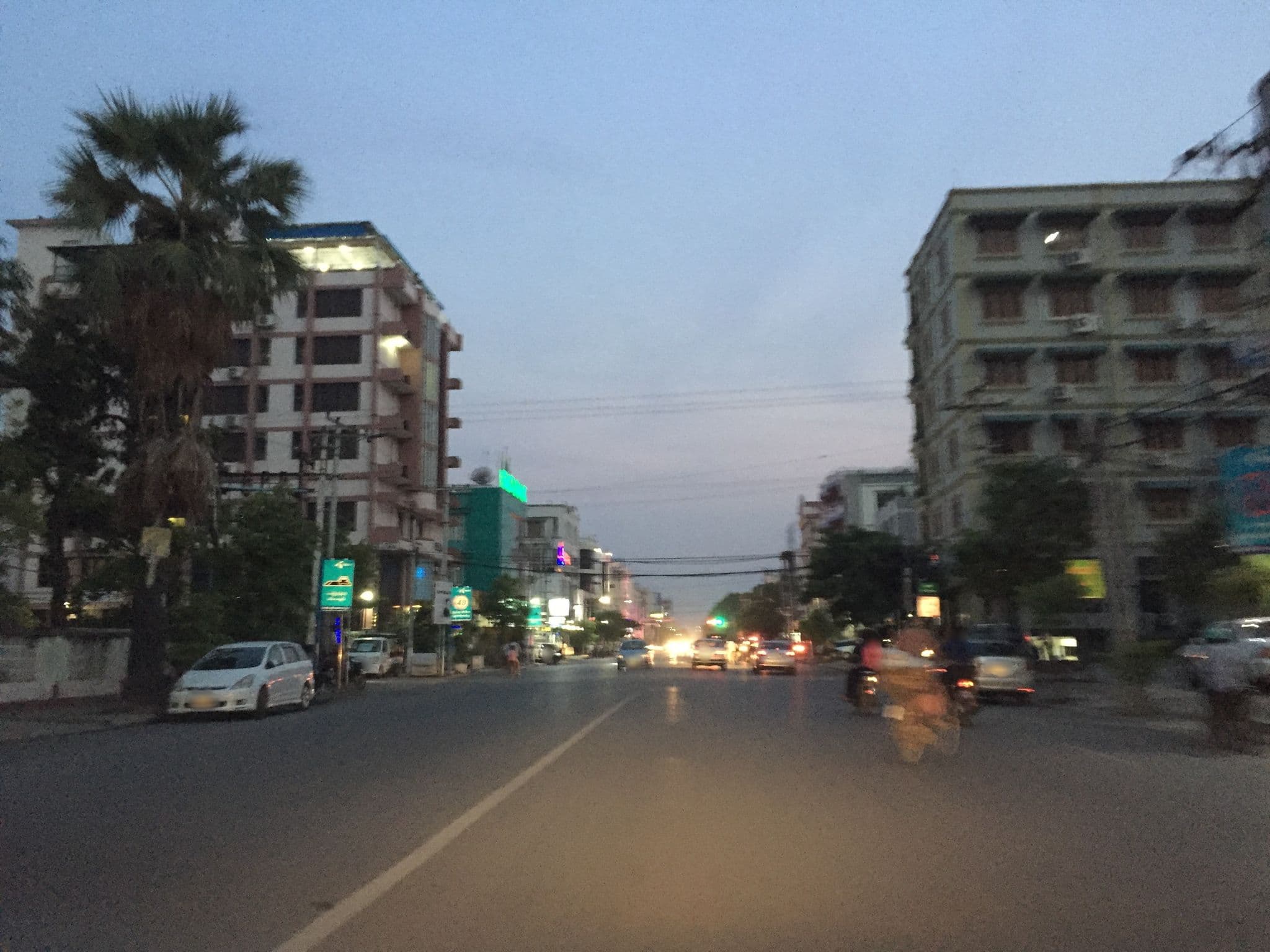 Street view near Ya Htaik Hotel, Mandalay — © mghla (CC BY-SA · Mapillary)