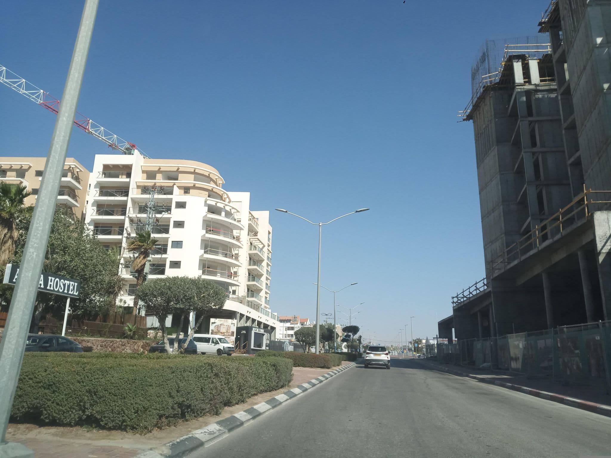 Street view near Arava Hostel, Eilat — © jordil (CC BY-SA · Mapillary)