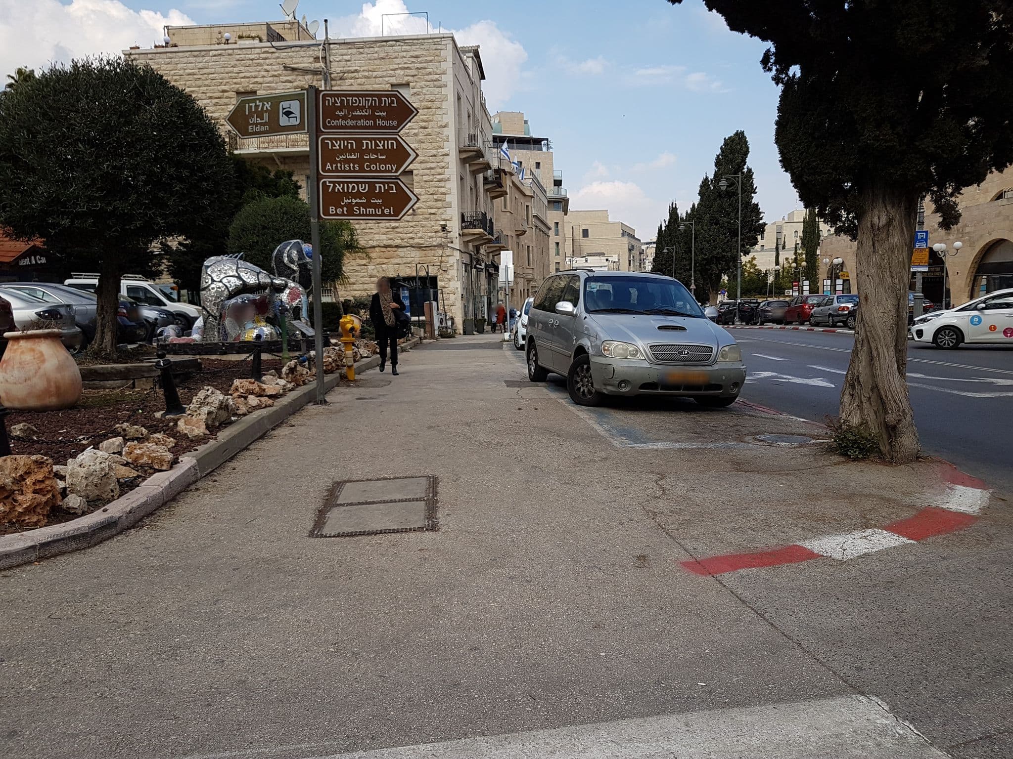 Street view near Eldan Hotel, West Jerusalem — © jopparn (CC BY-SA · Mapillary)