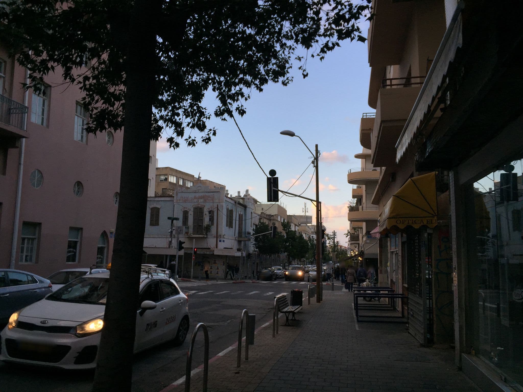 Street view near Pocketworlds Bathroom, Tel Aviv — © richlv (CC BY-SA · Mapillary)