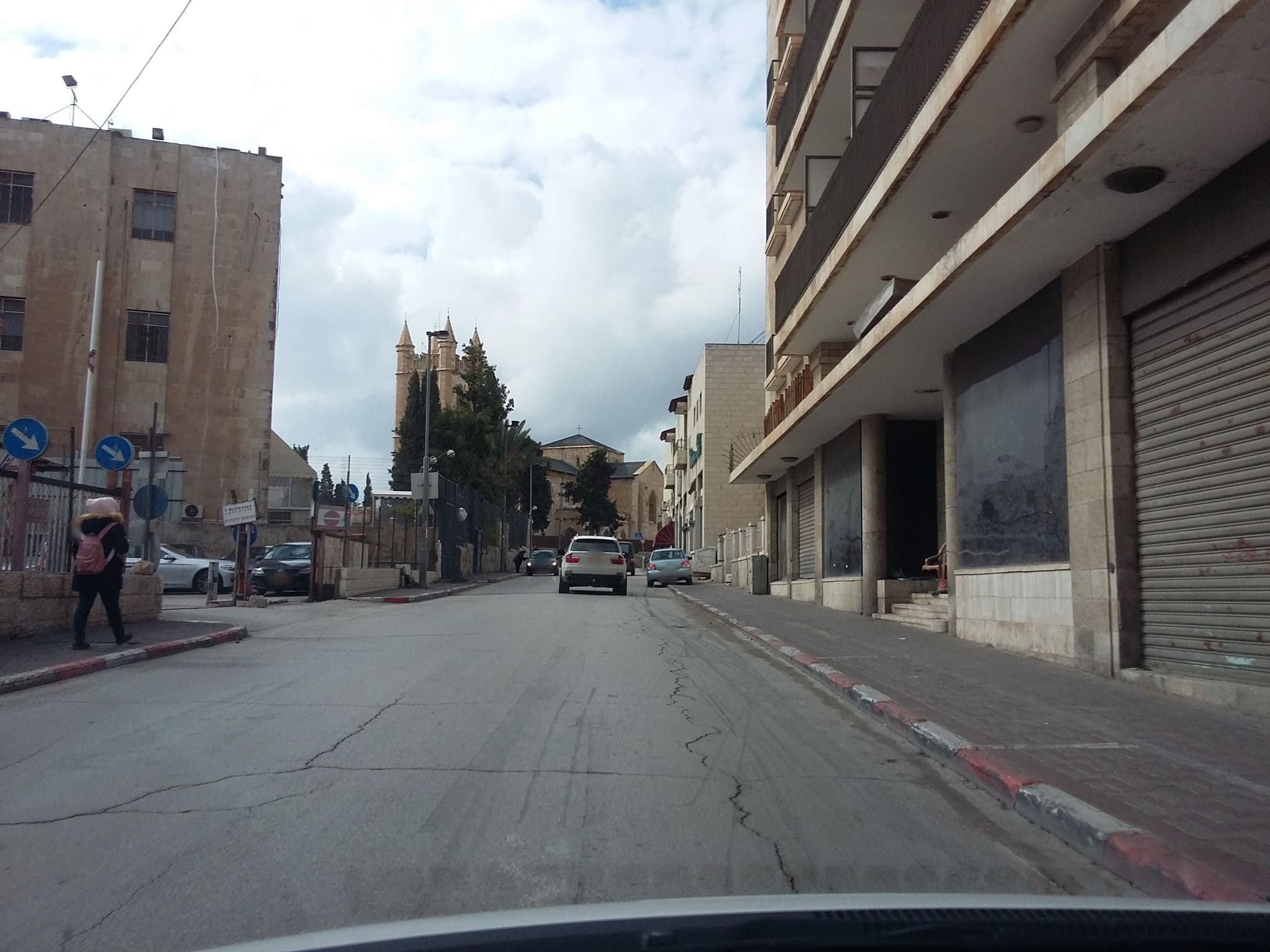 Street view near Jerusalem Meridian Hotel, West Jerusalem — © woodybz (CC BY-SA · Mapillary)