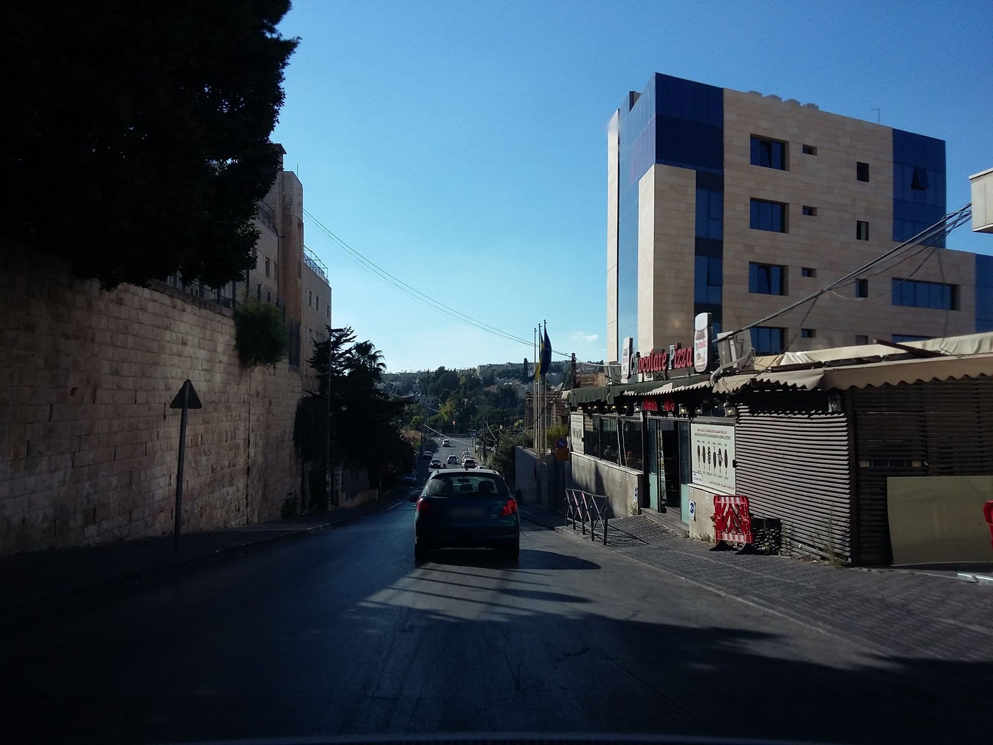 Street view near Ibis Styles Jerusalem Sheikh Jarrah, West Jerusalem — © woodybz (CC BY-SA · Mapillary)