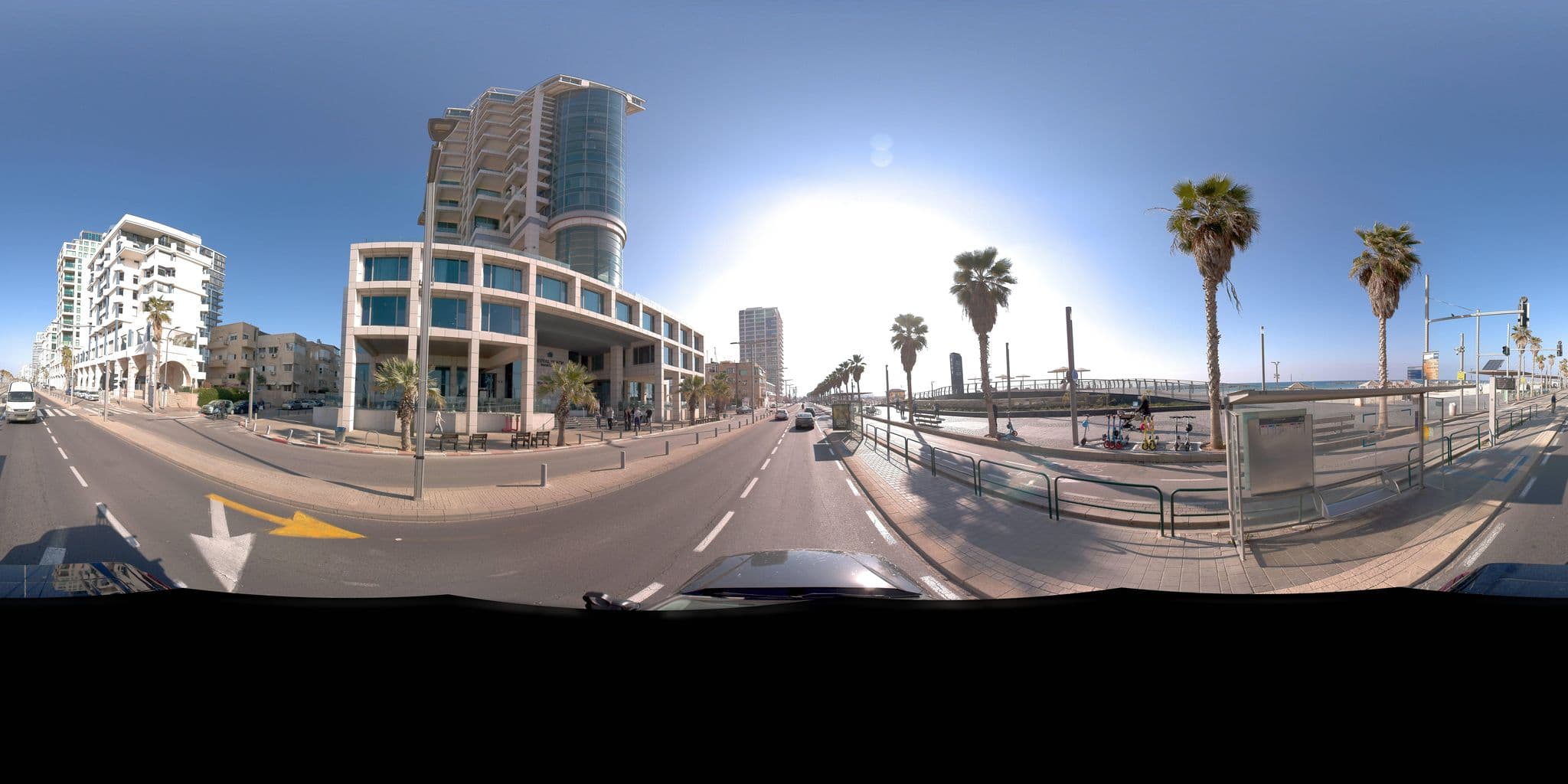 Street view near Royal Beach Pool, Tel Aviv — © jeffreymartin (CC BY-SA · Mapillary)