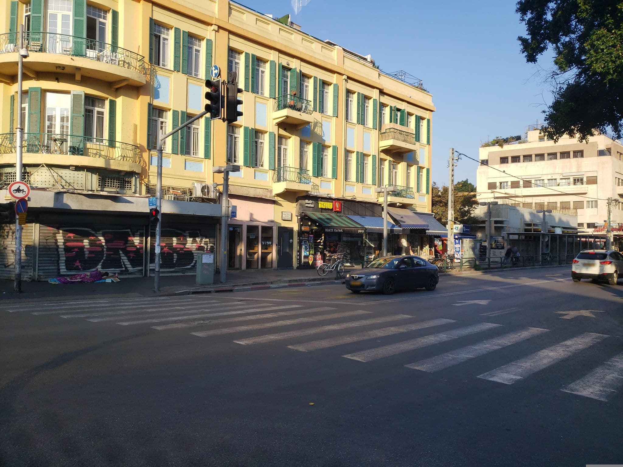 Street view near Allenby Bauhaus Apartments, Tel Aviv — © mapfool (CC BY-SA · Mapillary)
