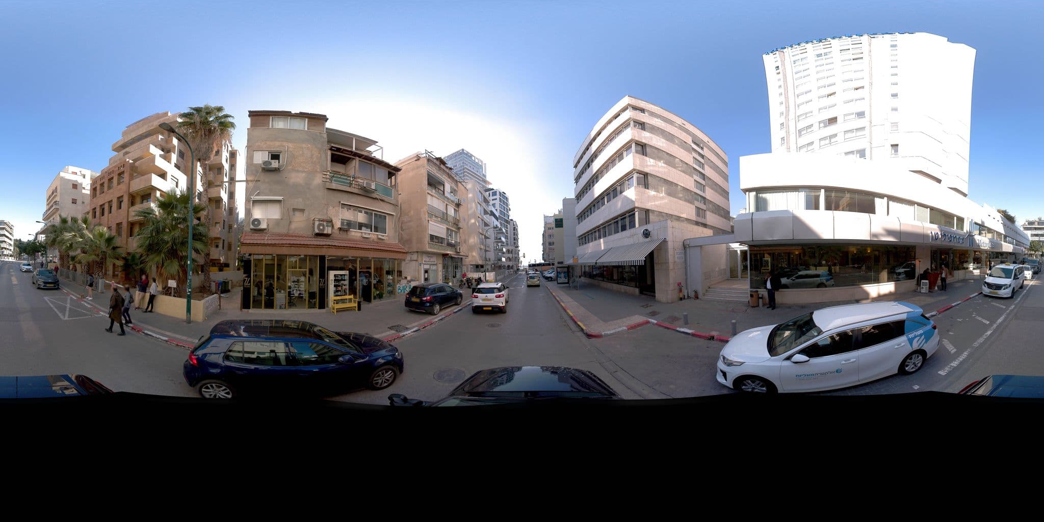 Street view near Hotel Metropolitan מלון מטרופוליטן, Tel Aviv — © jeffreymartin (CC BY-SA · Mapillary)