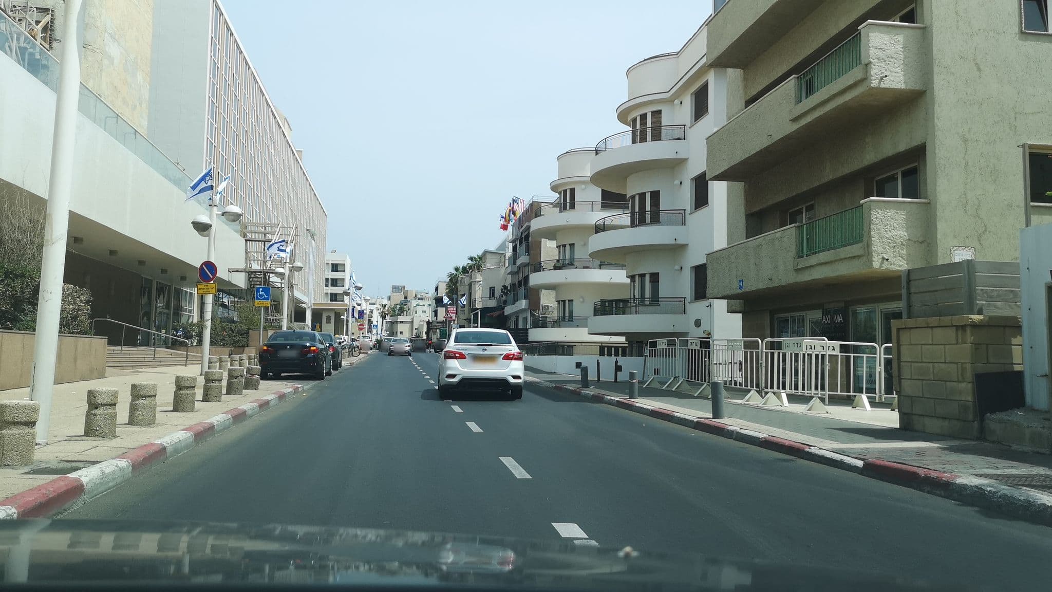 Street view near Mash Beach Hotel, Tel Aviv — © ran2010 (CC BY-SA · Mapillary)
