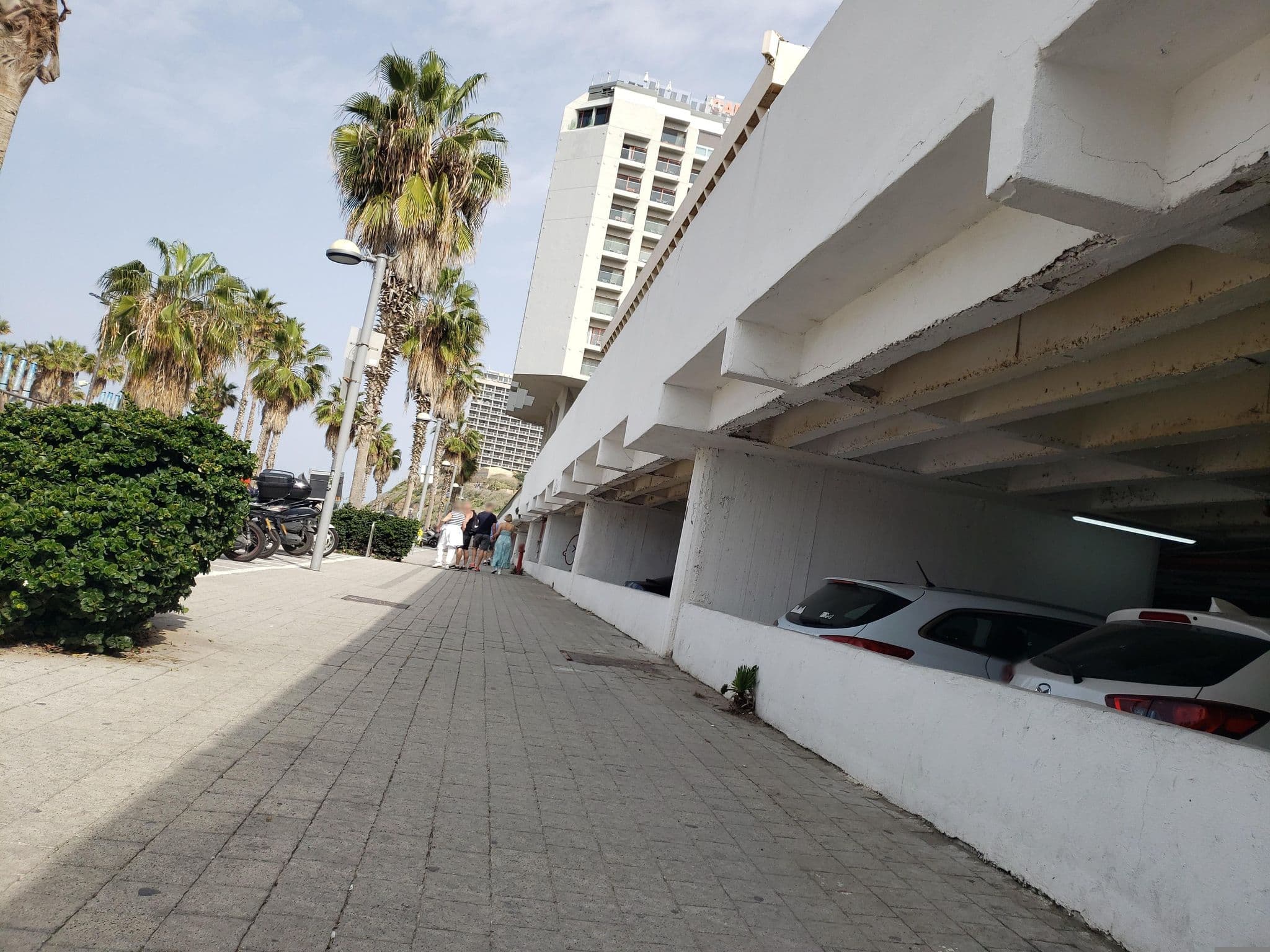 Street view near Marina Ben Gurion Hostel, Tel Aviv — © mapfool (CC BY-SA · Mapillary)