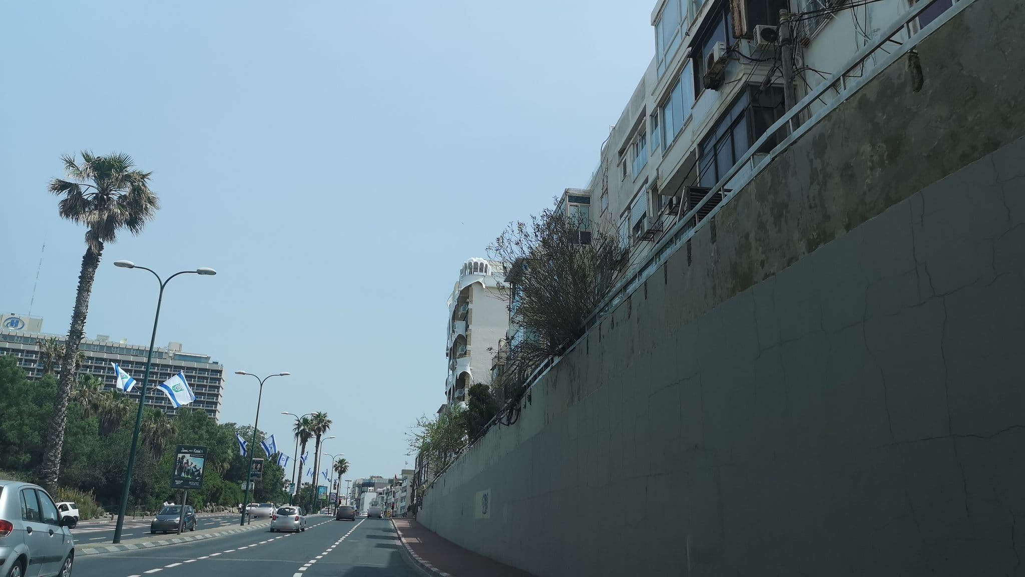 Street view near Hayarkon 171, Tel Aviv — © ran2010 (CC BY-SA · Mapillary)