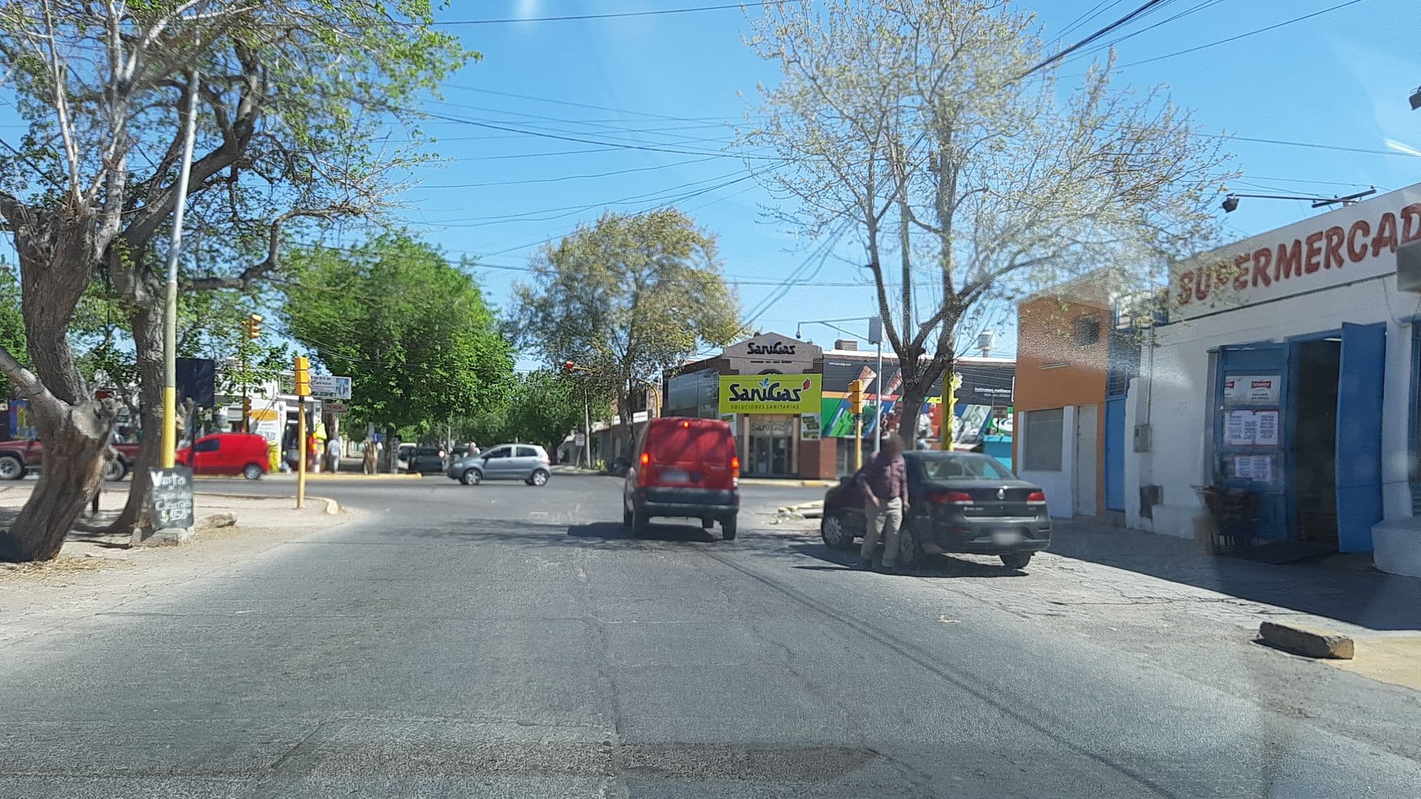 Street view near Apart Hotel Pueblo Viejo, San Juan — © guillemmal (CC BY-SA · Mapillary)
