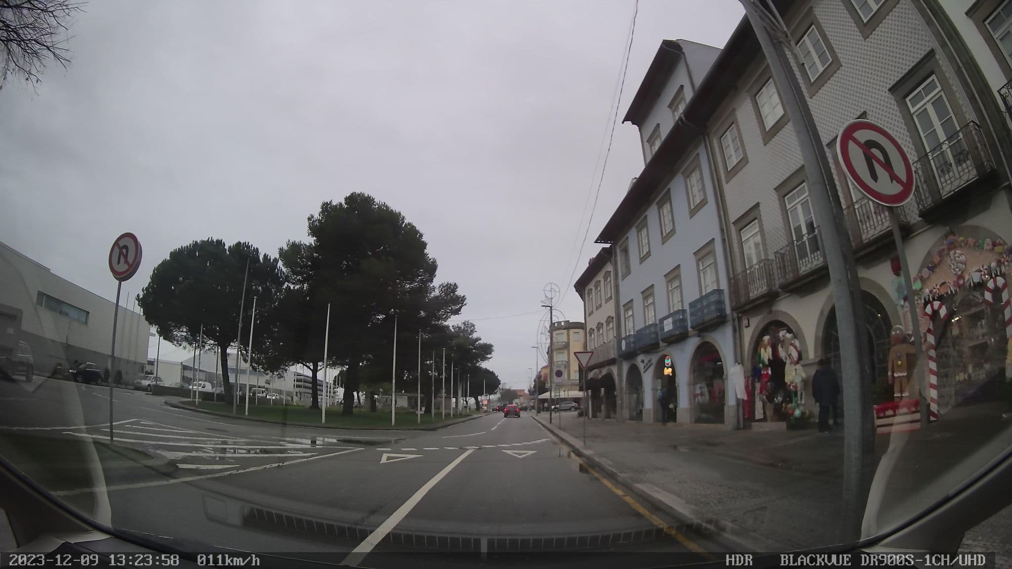Street view near Hotel Jardim Viana, Viana do Castelo — © sanjorgepinho (CC BY-SA · Mapillary)