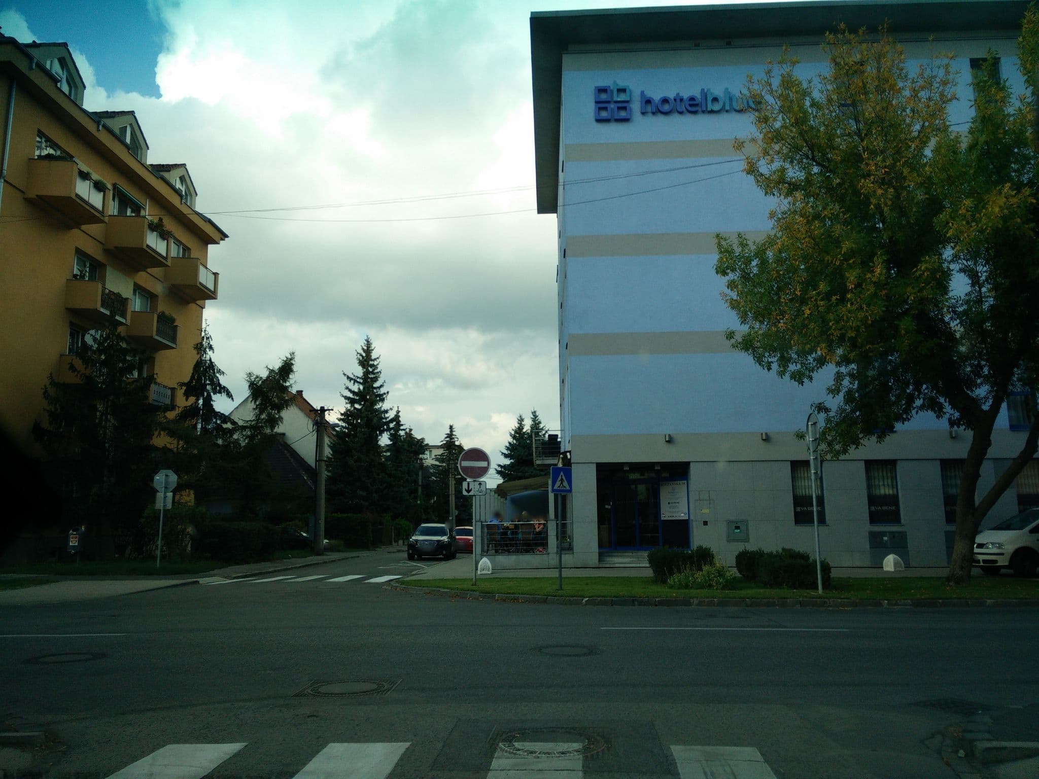 Street view near Business Hotel Blue Bratislava, Bratislava — © karolb (CC BY-SA · Mapillary)