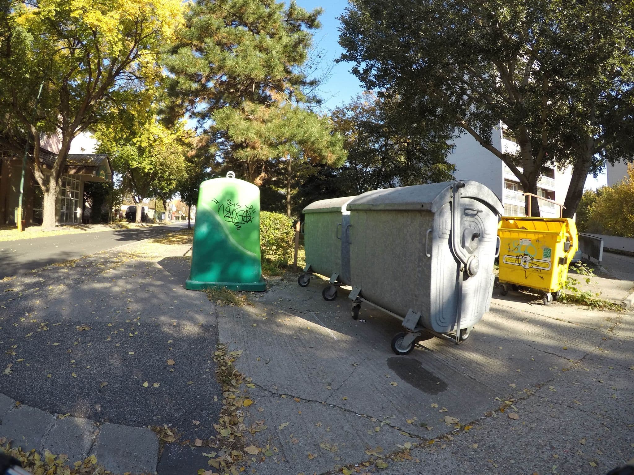 Street view near Hotel Blue, Bratislava — © jose1711 (CC BY-SA · Mapillary)
