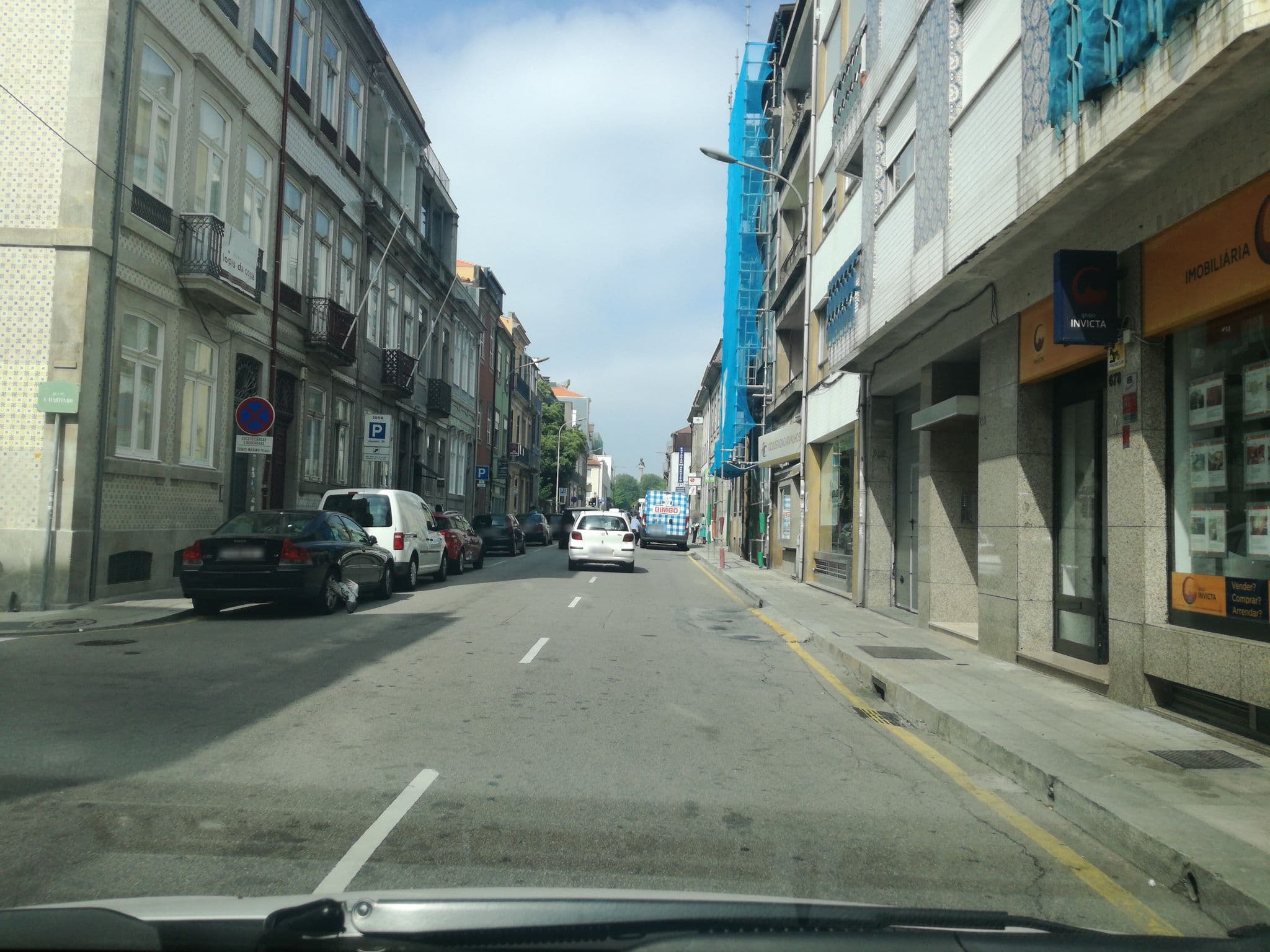 Street view near Casa do Conto, Porto