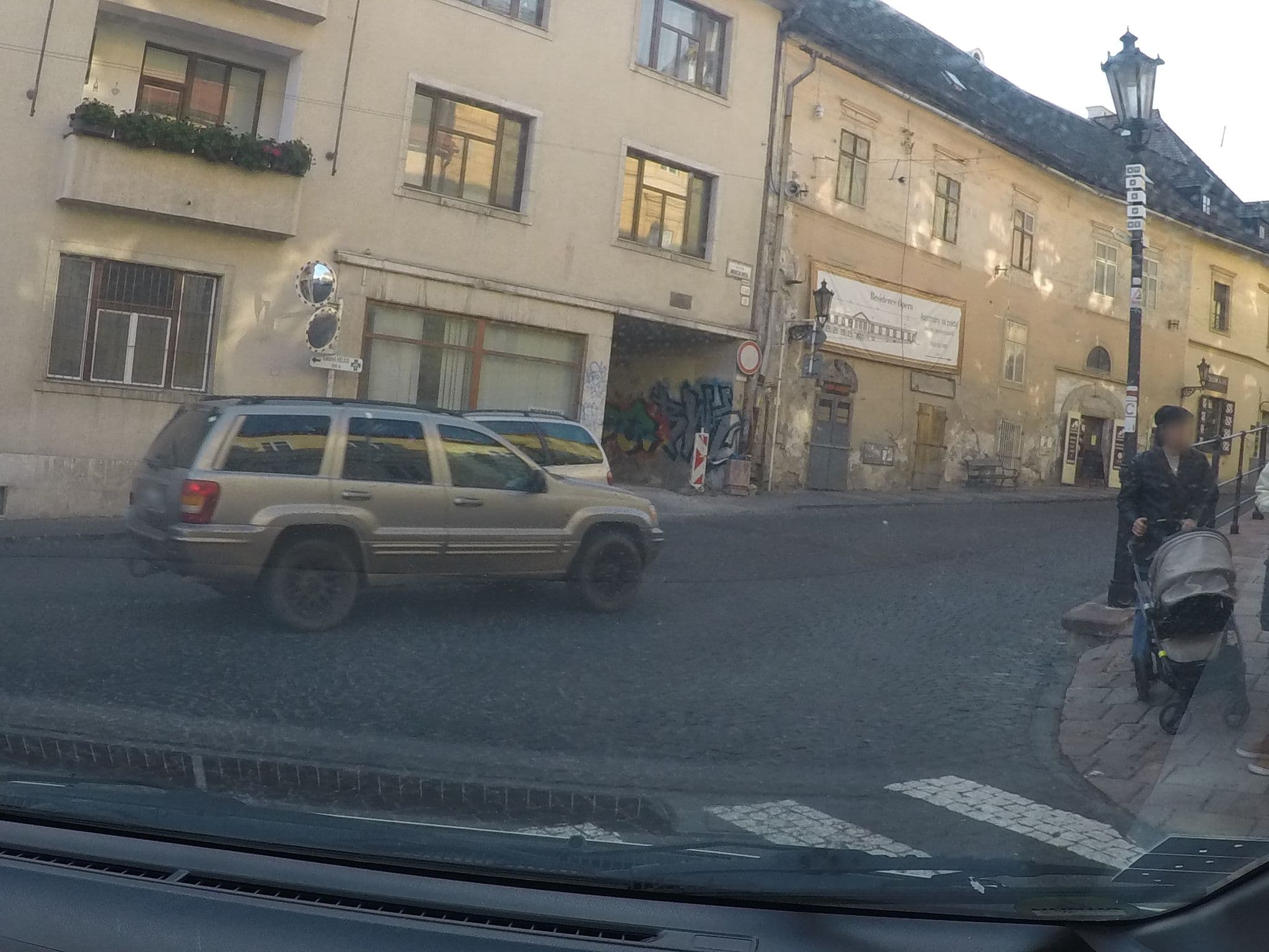Street view near Penzion Cosmopolitan 2, Banská Štiavnica — © brano (CC BY-SA · Mapillary)