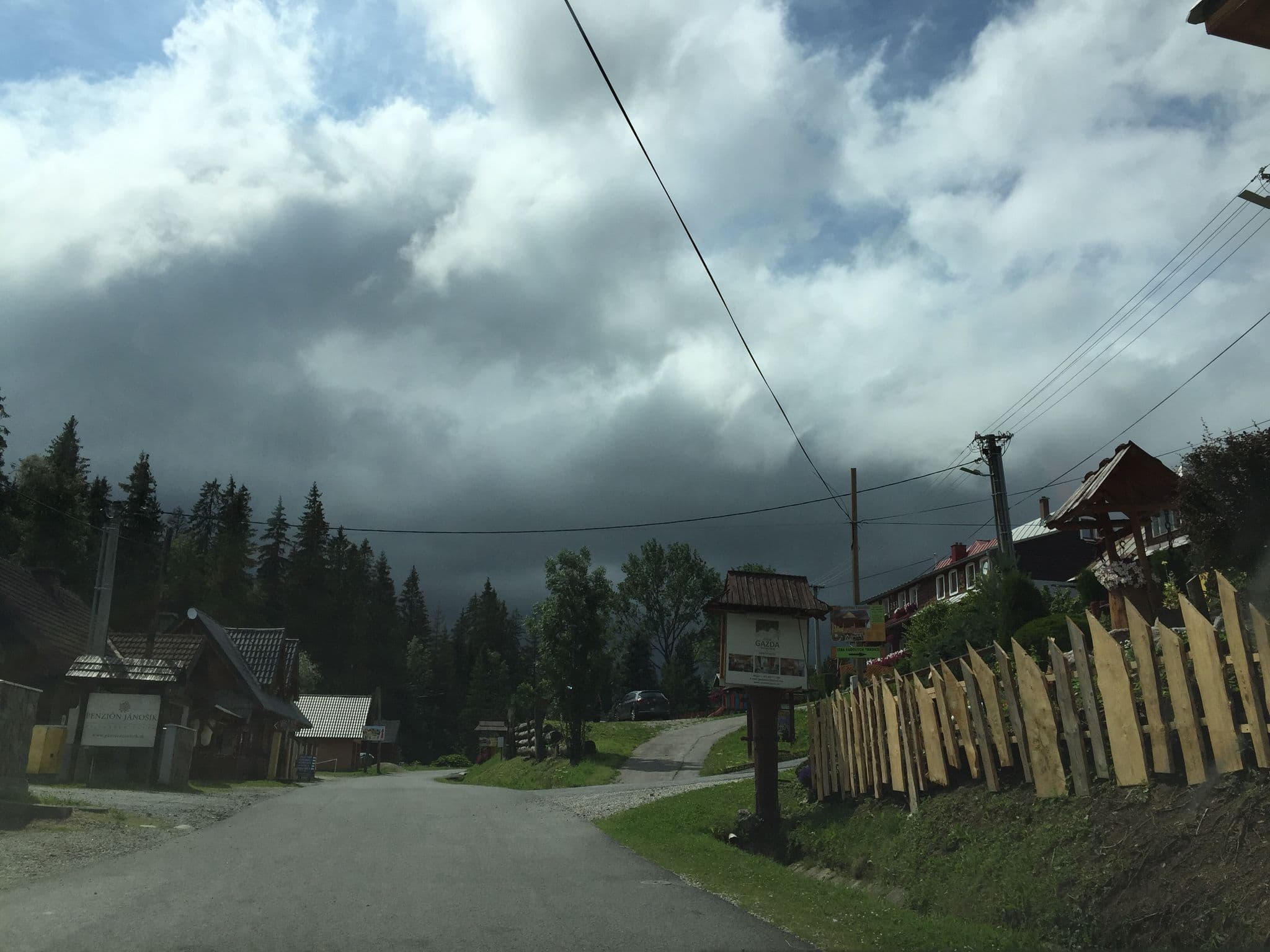 Street view near Penzión Gazda - František Pitoňák, Ždiar — © richlv (CC BY-SA · Mapillary)